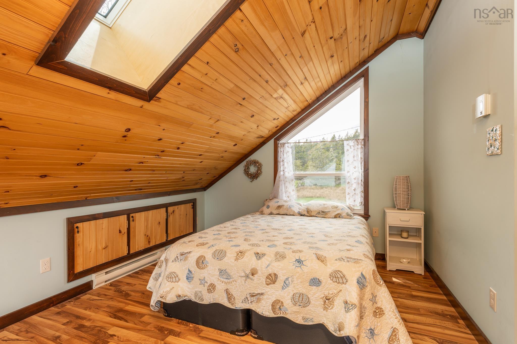 $297,000.00: 1501 Highway 304, Cape Forchu