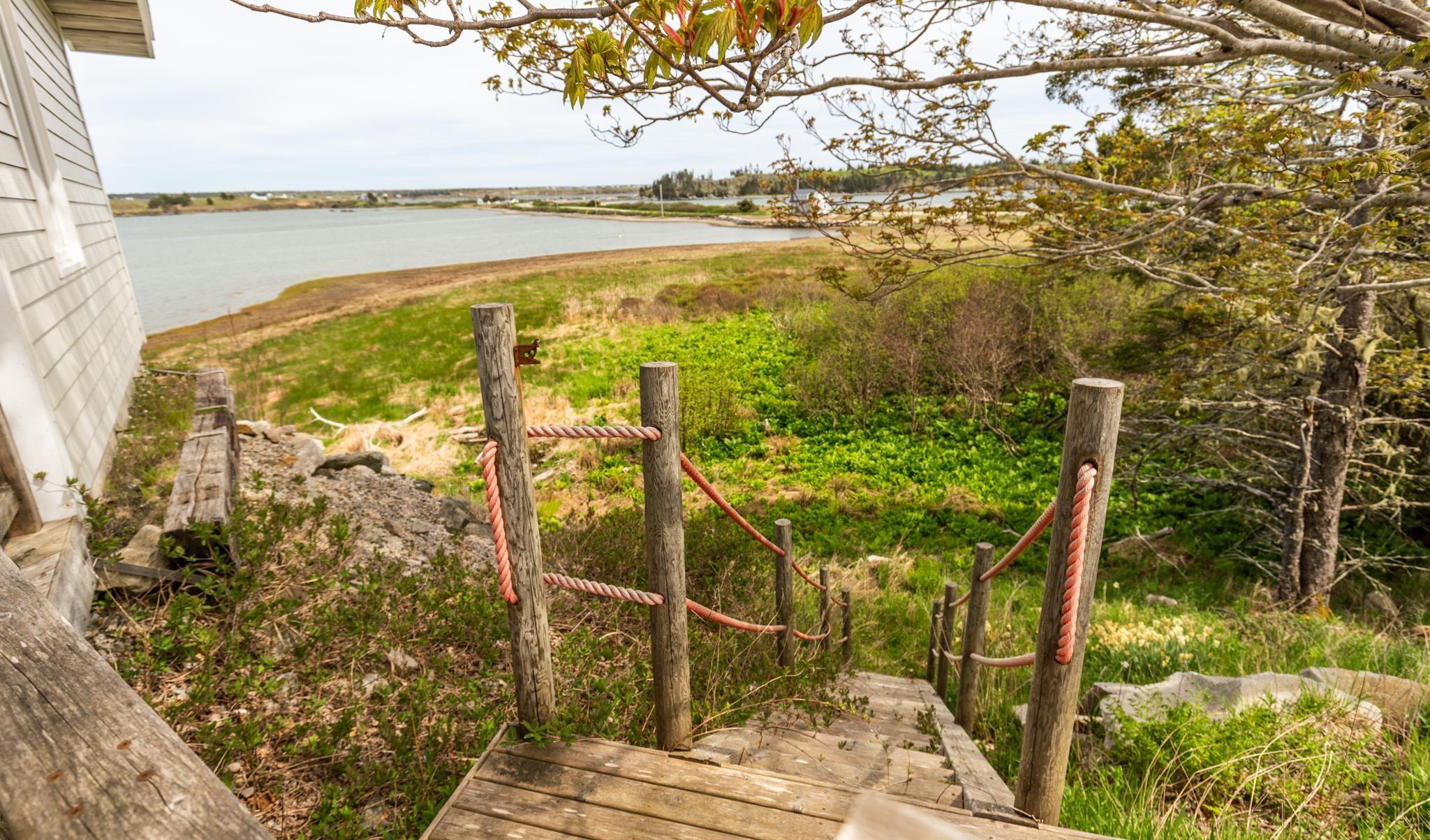 $297,000.00: 1501 Highway 304, Cape Forchu