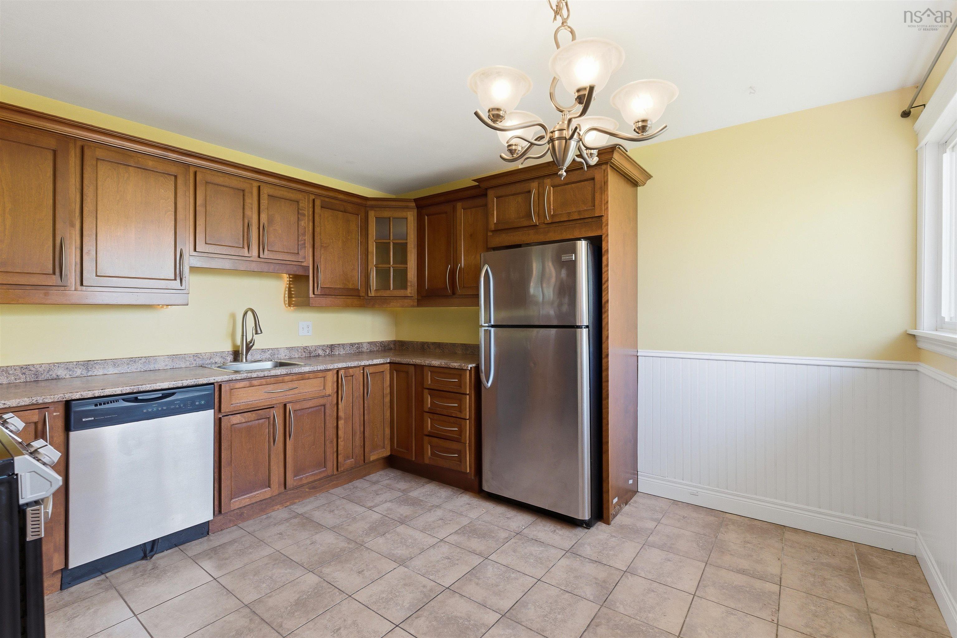 12 Aberdeen Court, Dartmouth, NS (MLS 202612076)