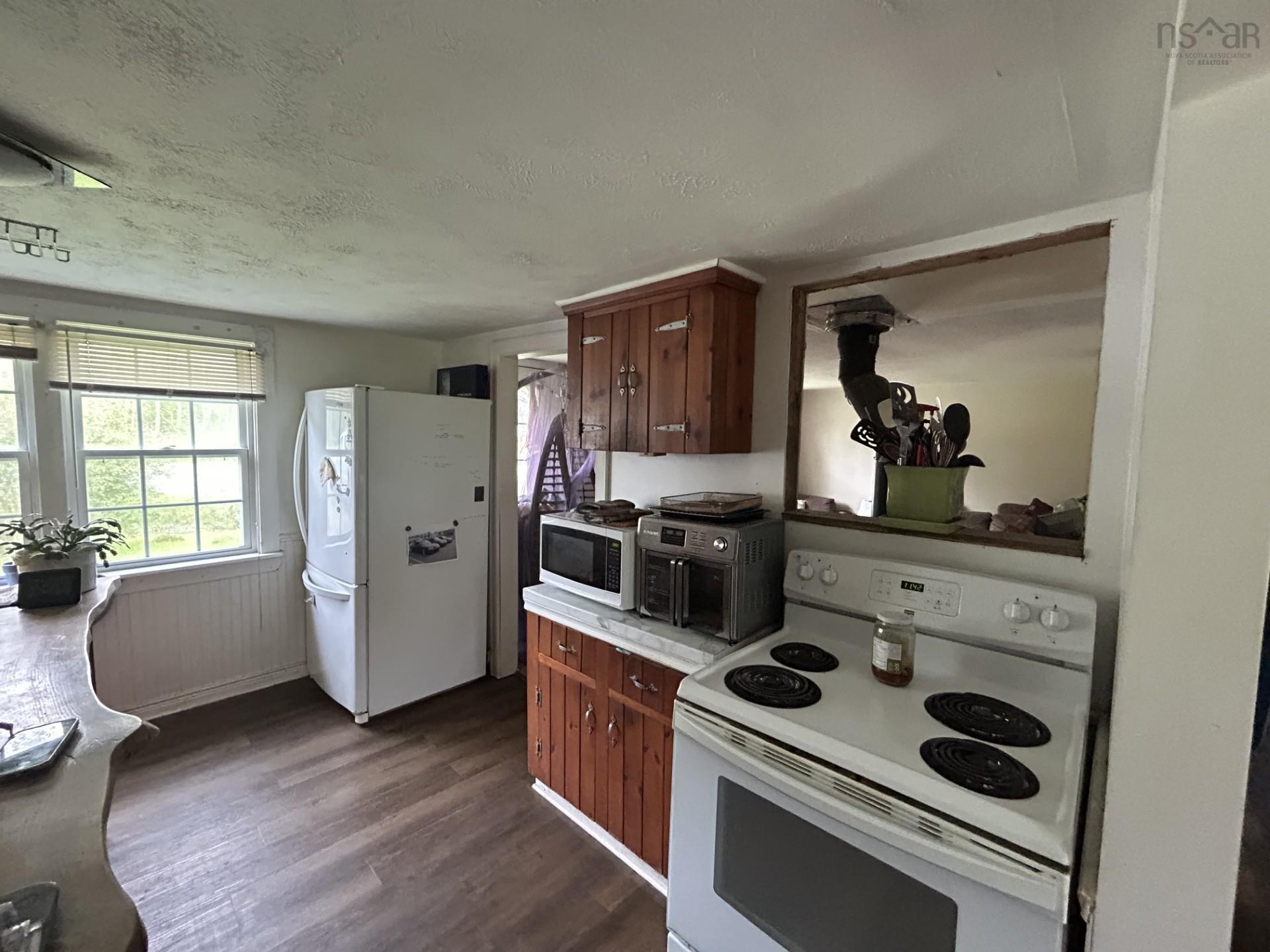 $218,500.00: 1691 Greenfield Road, Greenfield