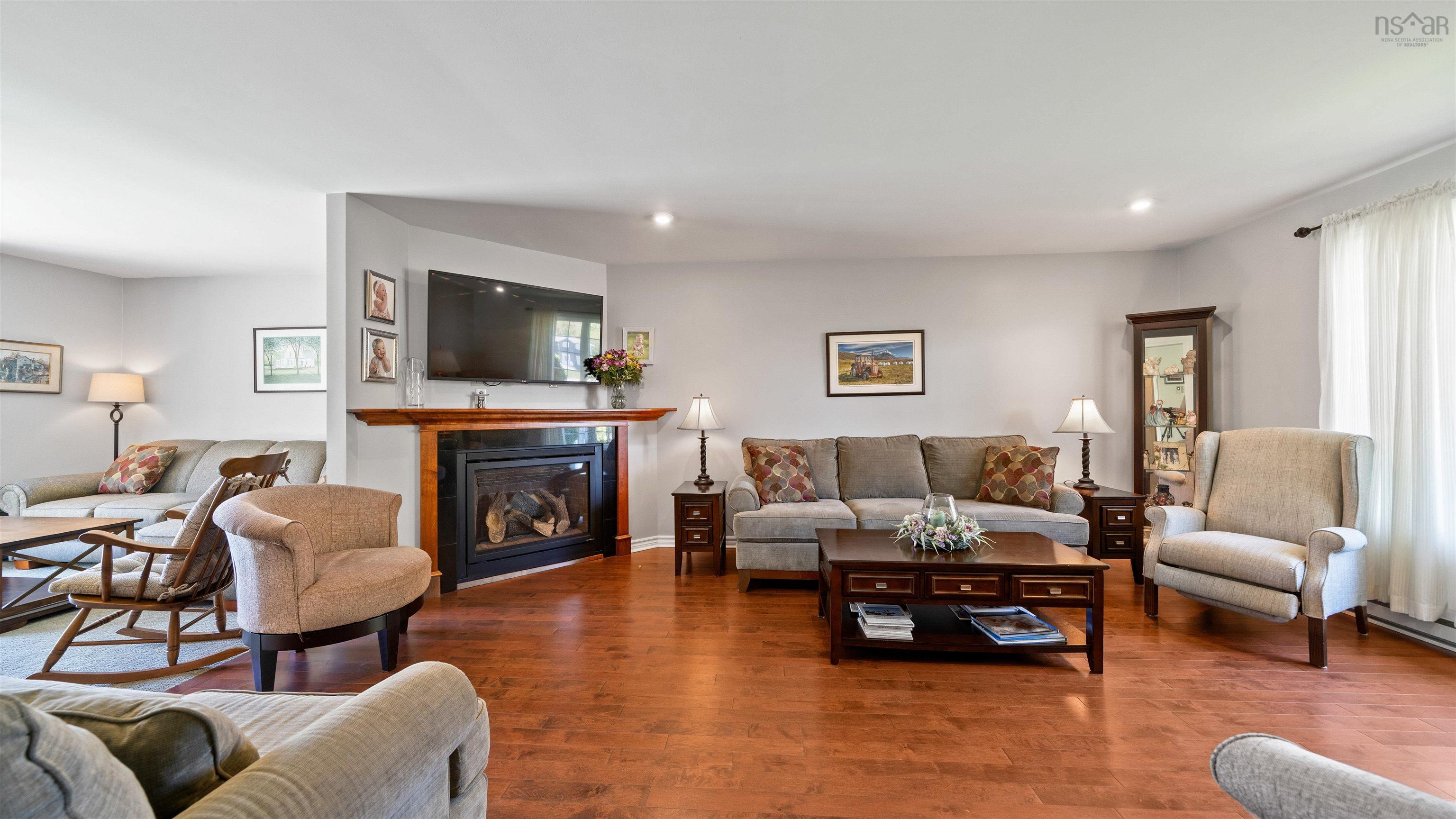 $650,000.00: 26 Carmichael, New Glasgow