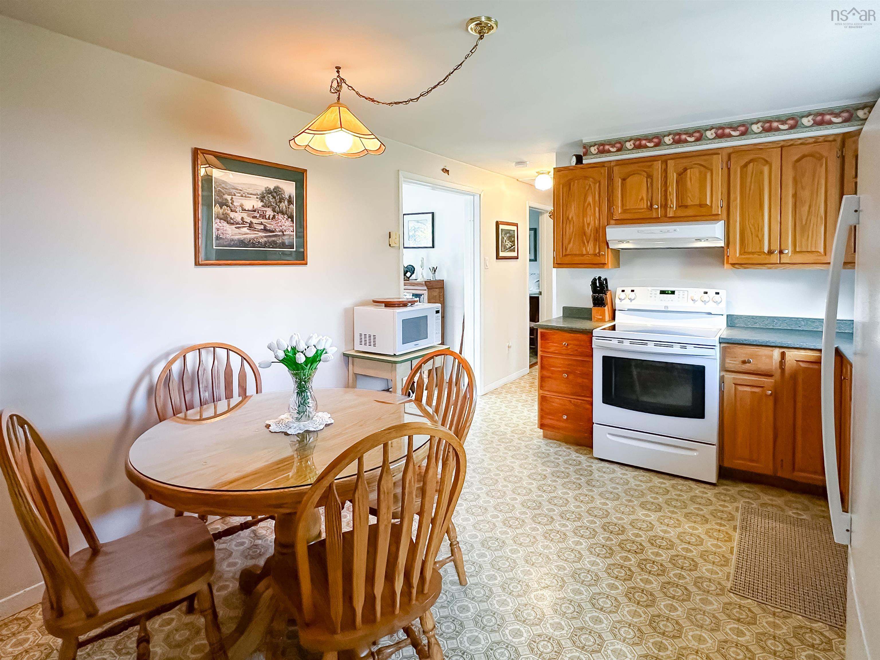 $699,900.00: 1005 West Halls Harbour Road, Halls Harbour