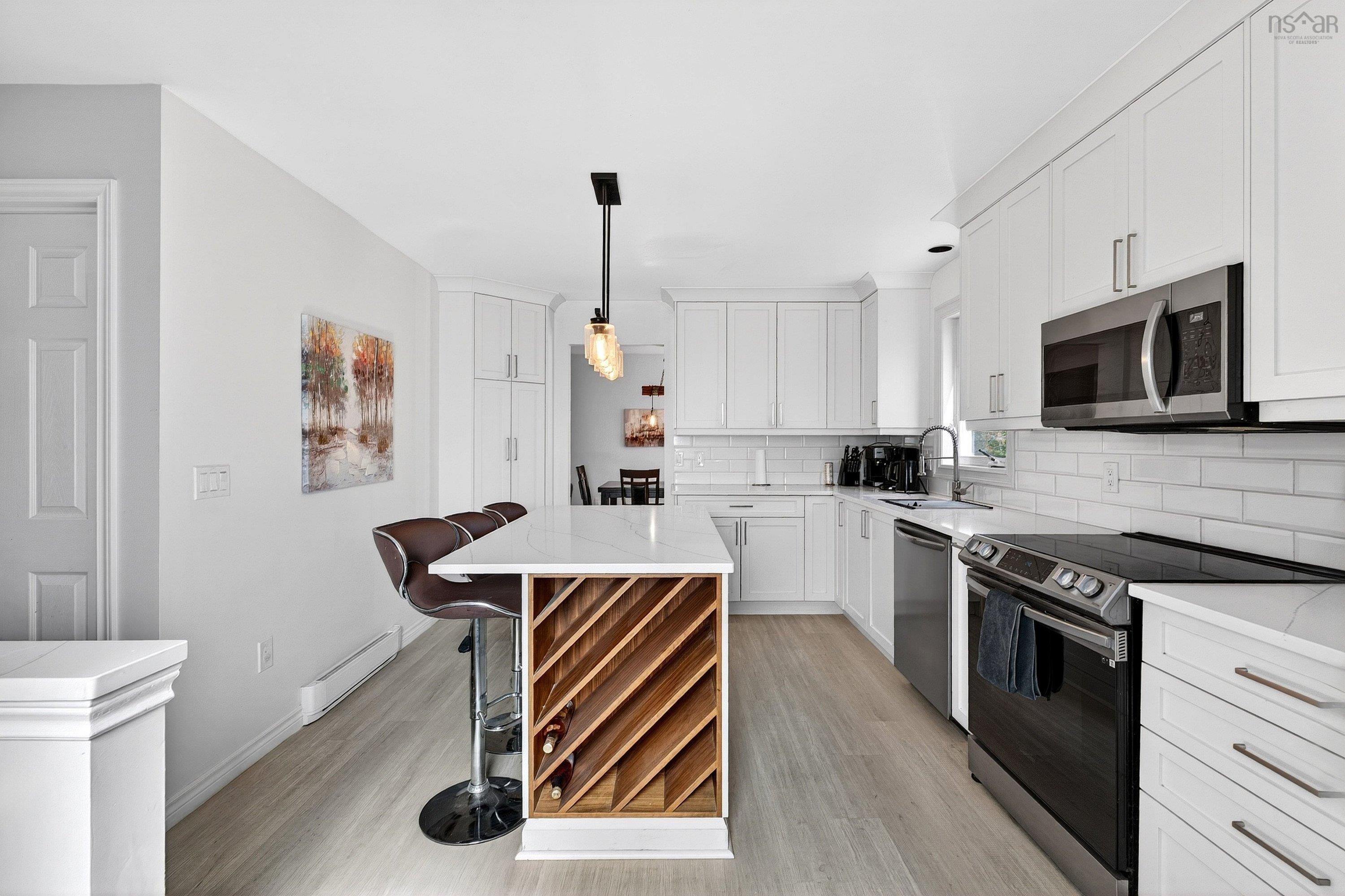 $594,900.00: 88 Auburn Drive, Dartmouth