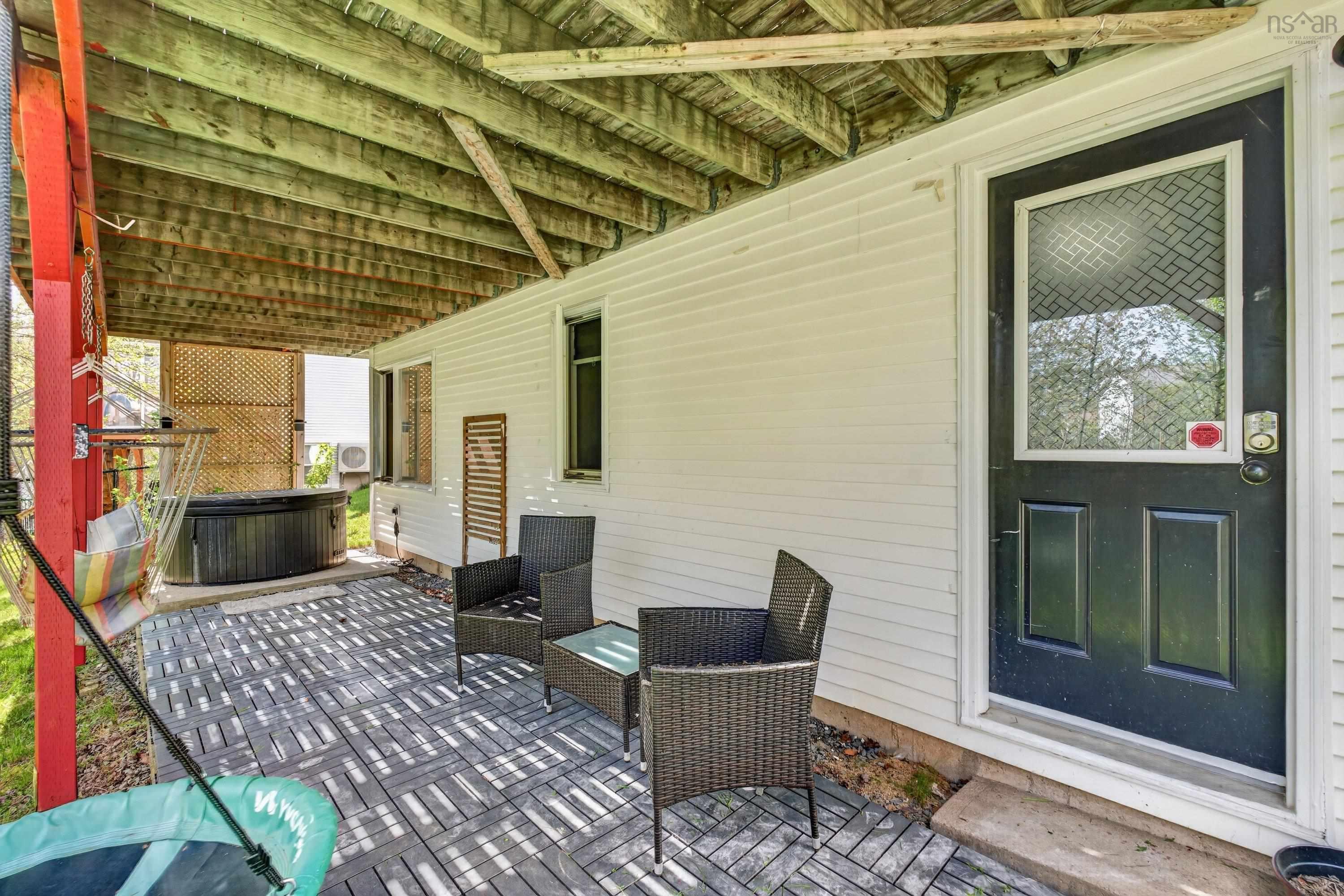 $594,900.00: 88 Auburn Drive, Dartmouth
