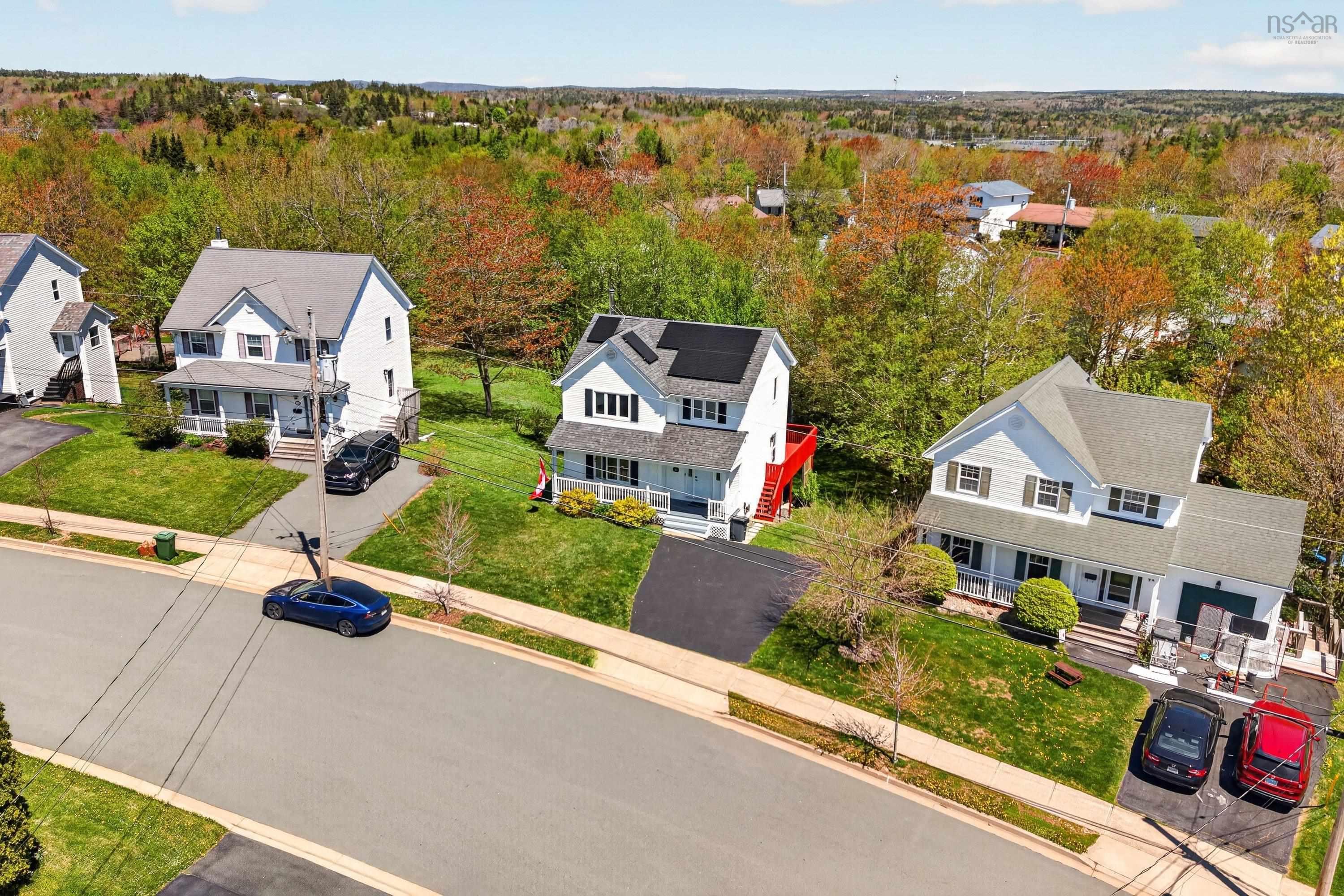 $594,900.00: 88 Auburn Drive, Dartmouth