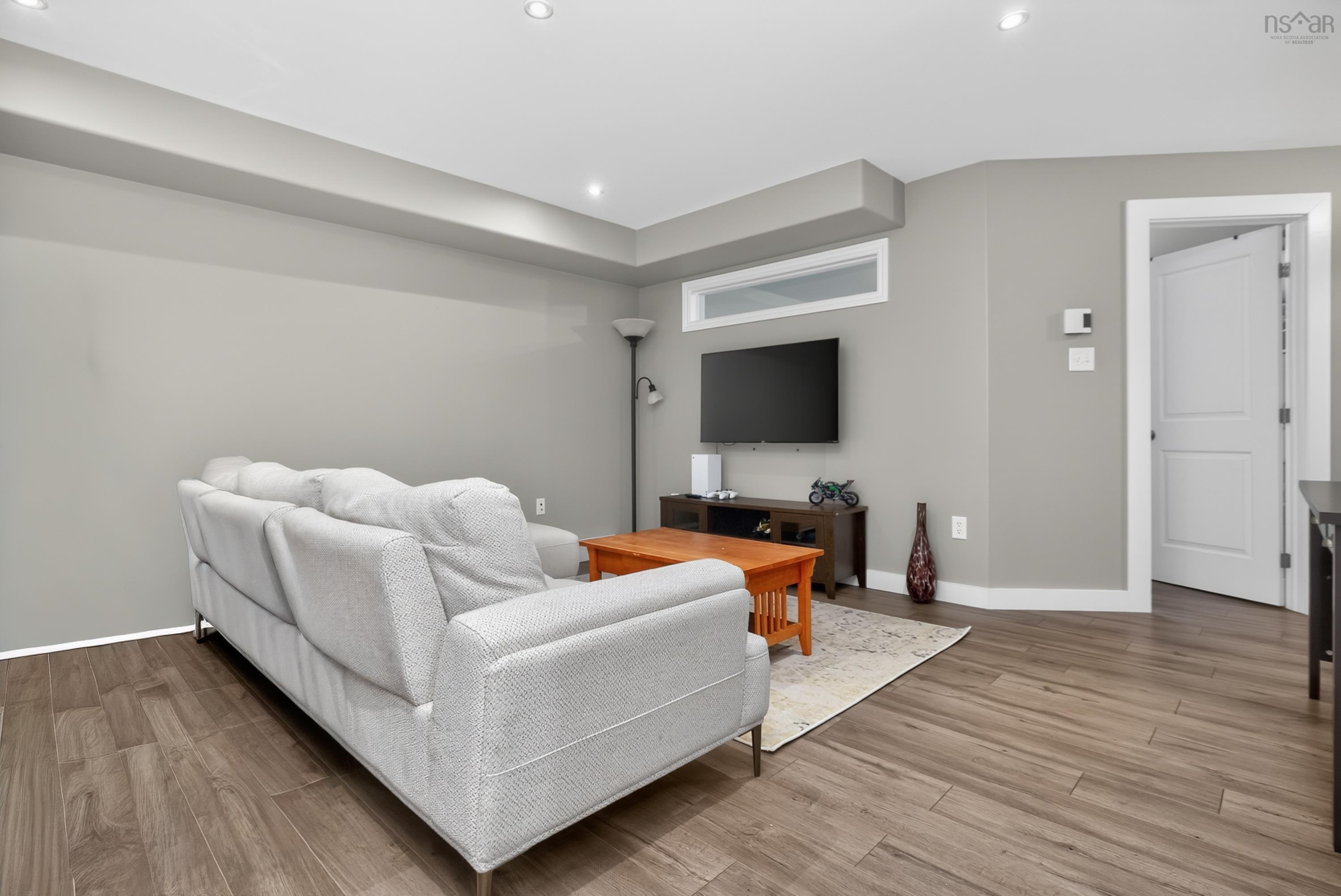 $549,900.00: 200 Transom Drive, Halifax