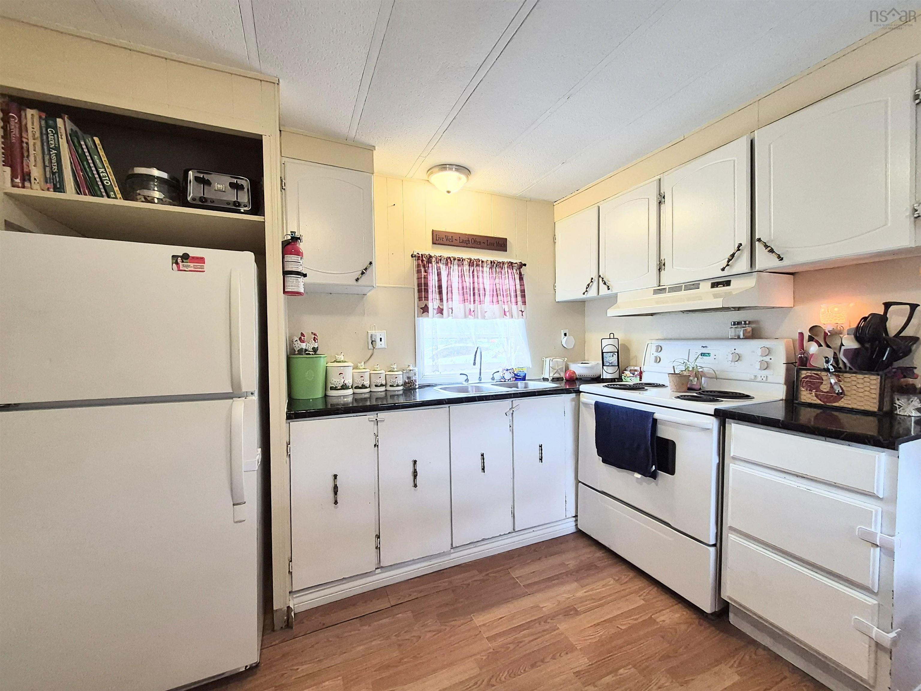 $127,900.00: 10 Bayview Drive, Amherst