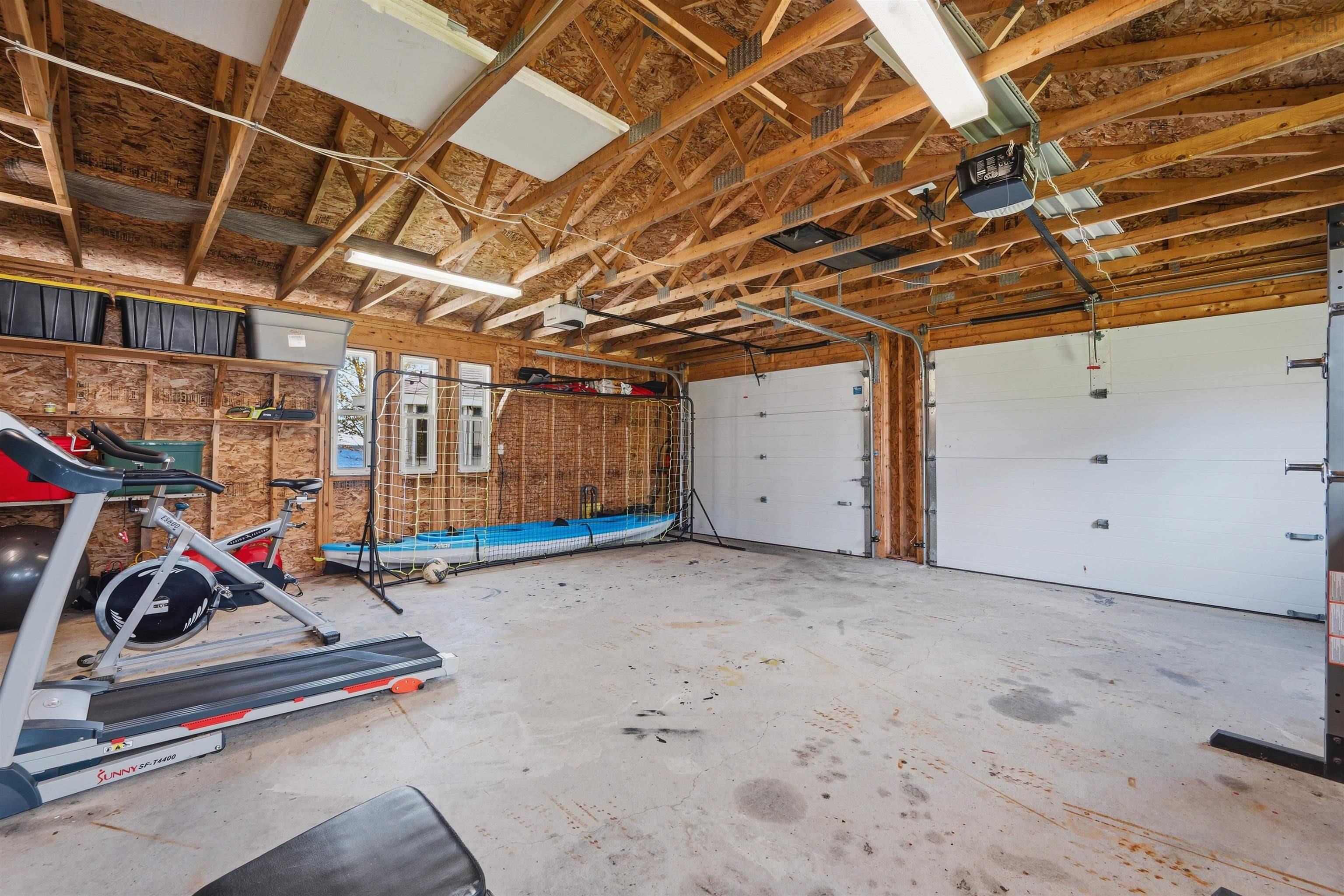 $1,249,900.00: 262 Bellefontaine Road, Middle Porters Lake