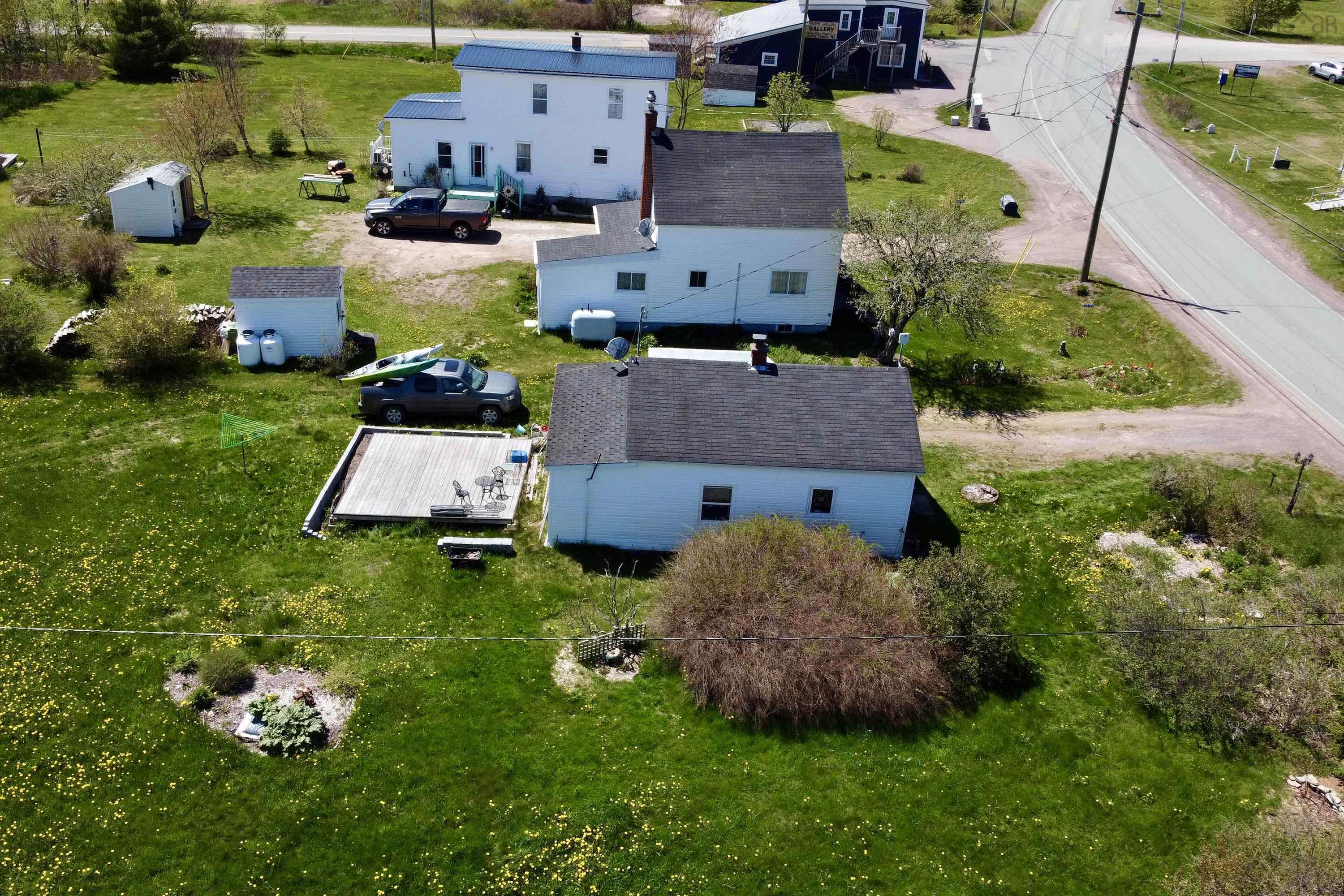 $114,900.00: 10194 Highway 209, Diligent River
