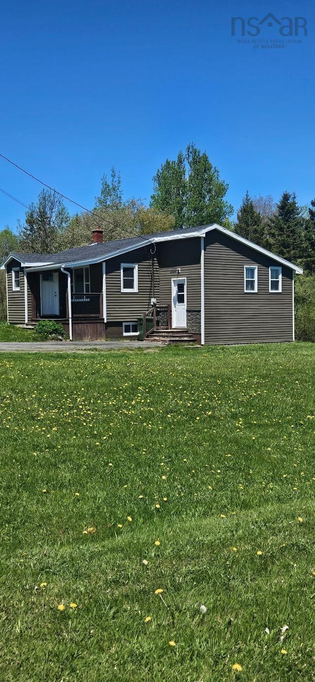 $249,900.00: 4904 Highway 357, Meaghers Grant