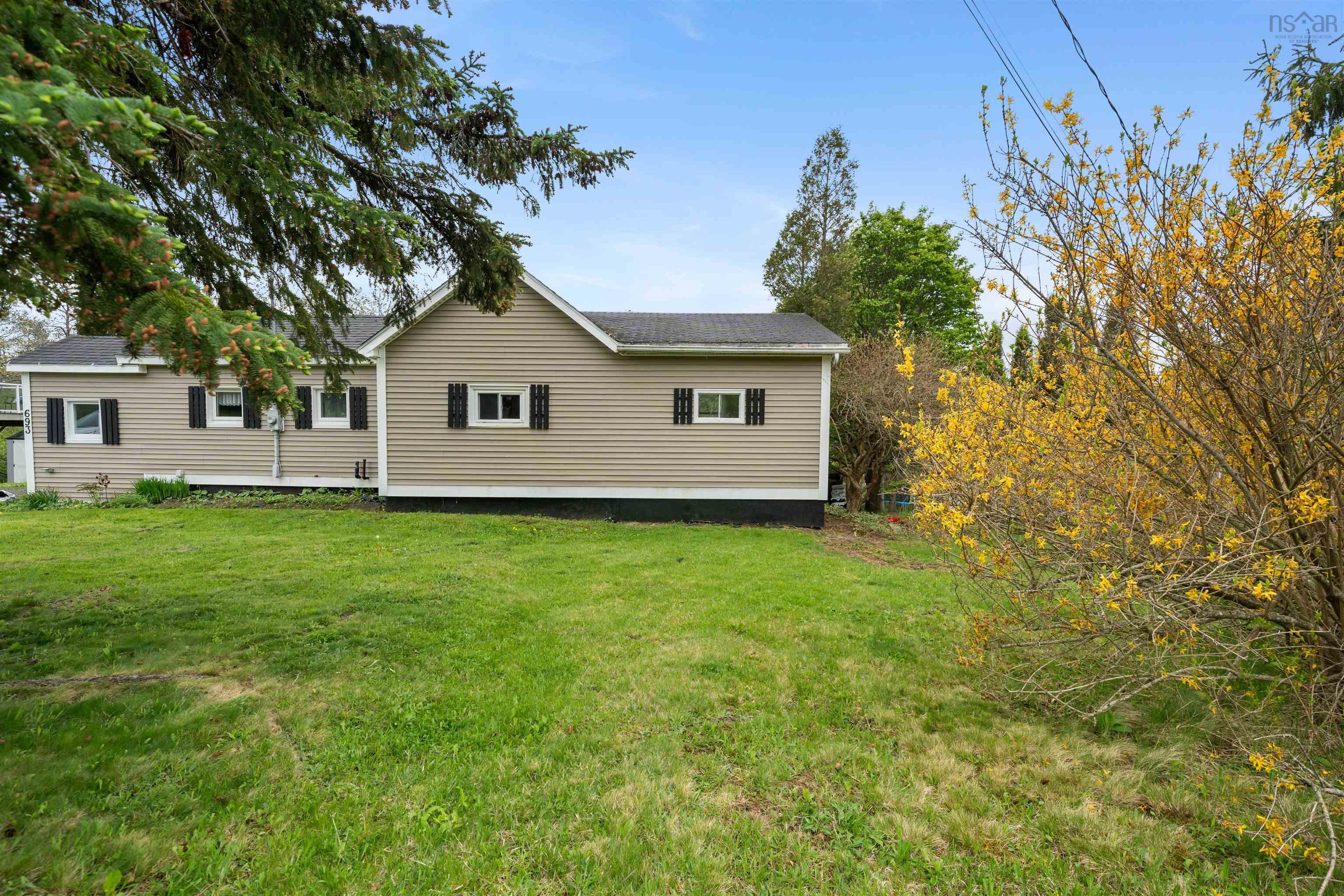 $209,900.00: 693 Lorne Street, New Glasgow
