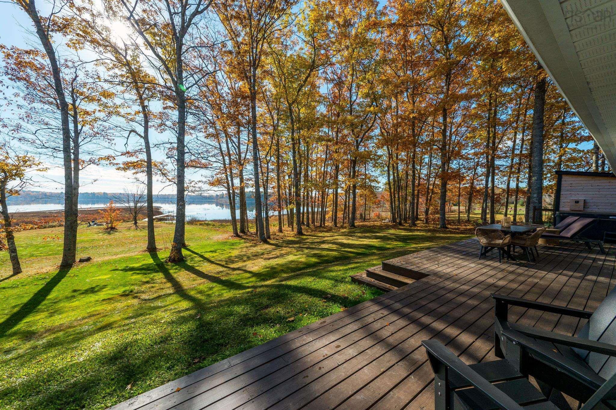 $1,279,000.00: 40 Martins Point Road, Enfield