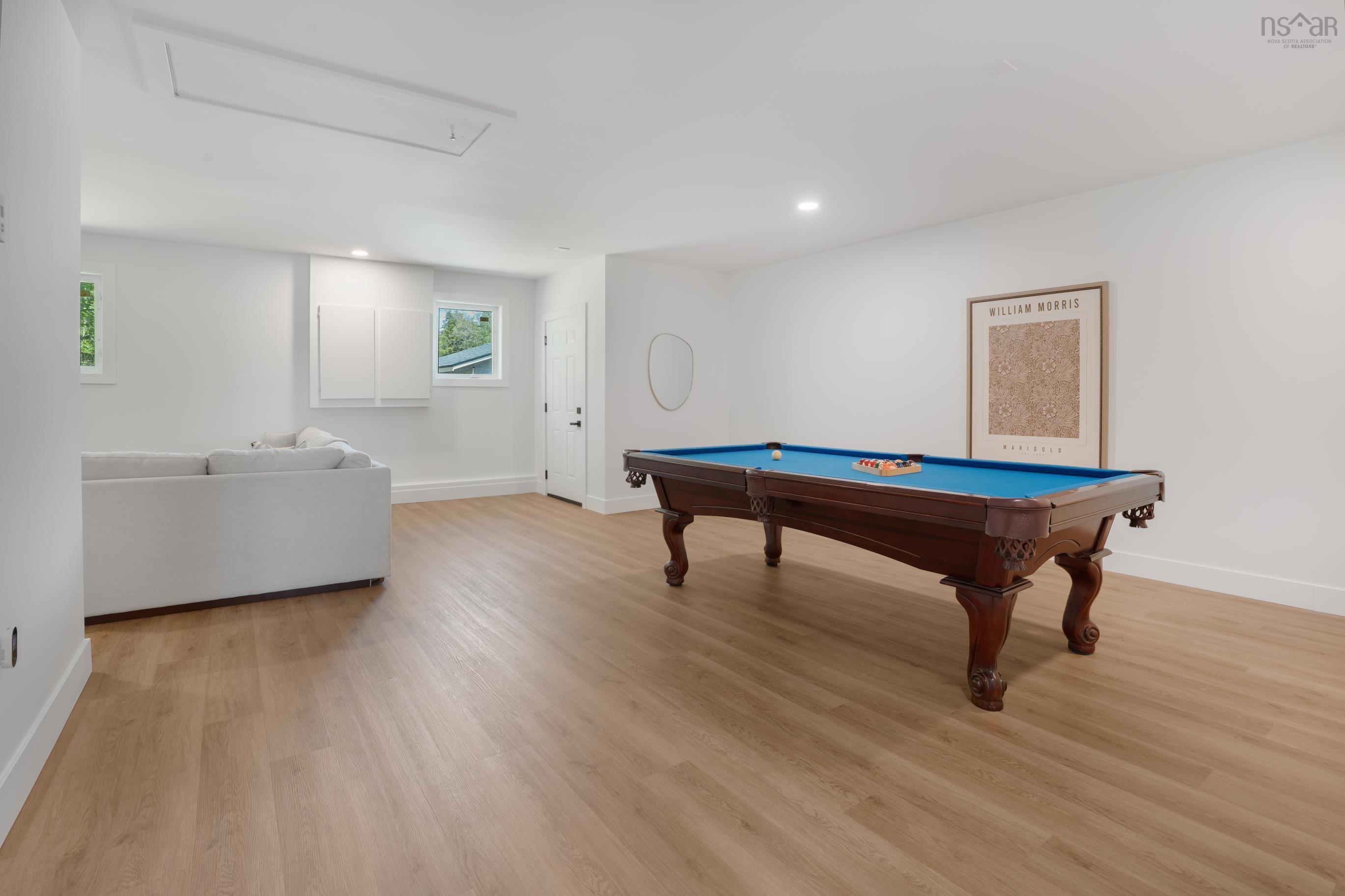 $1,279,000.00: 40 Martins Point Road, Enfield