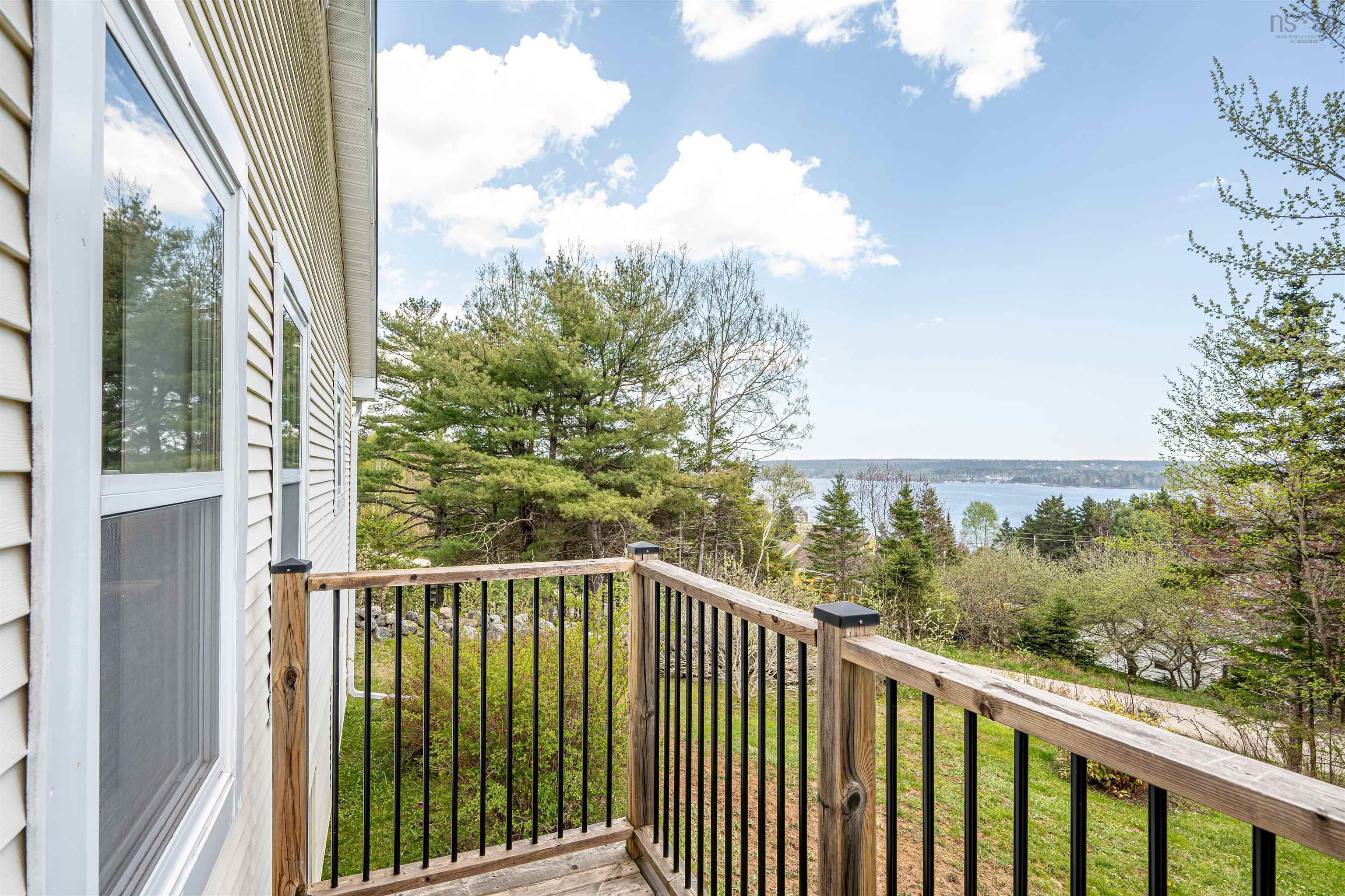 6867 St Margarets Bay Road, Boutiliers Point, NS (MLS 202612205)