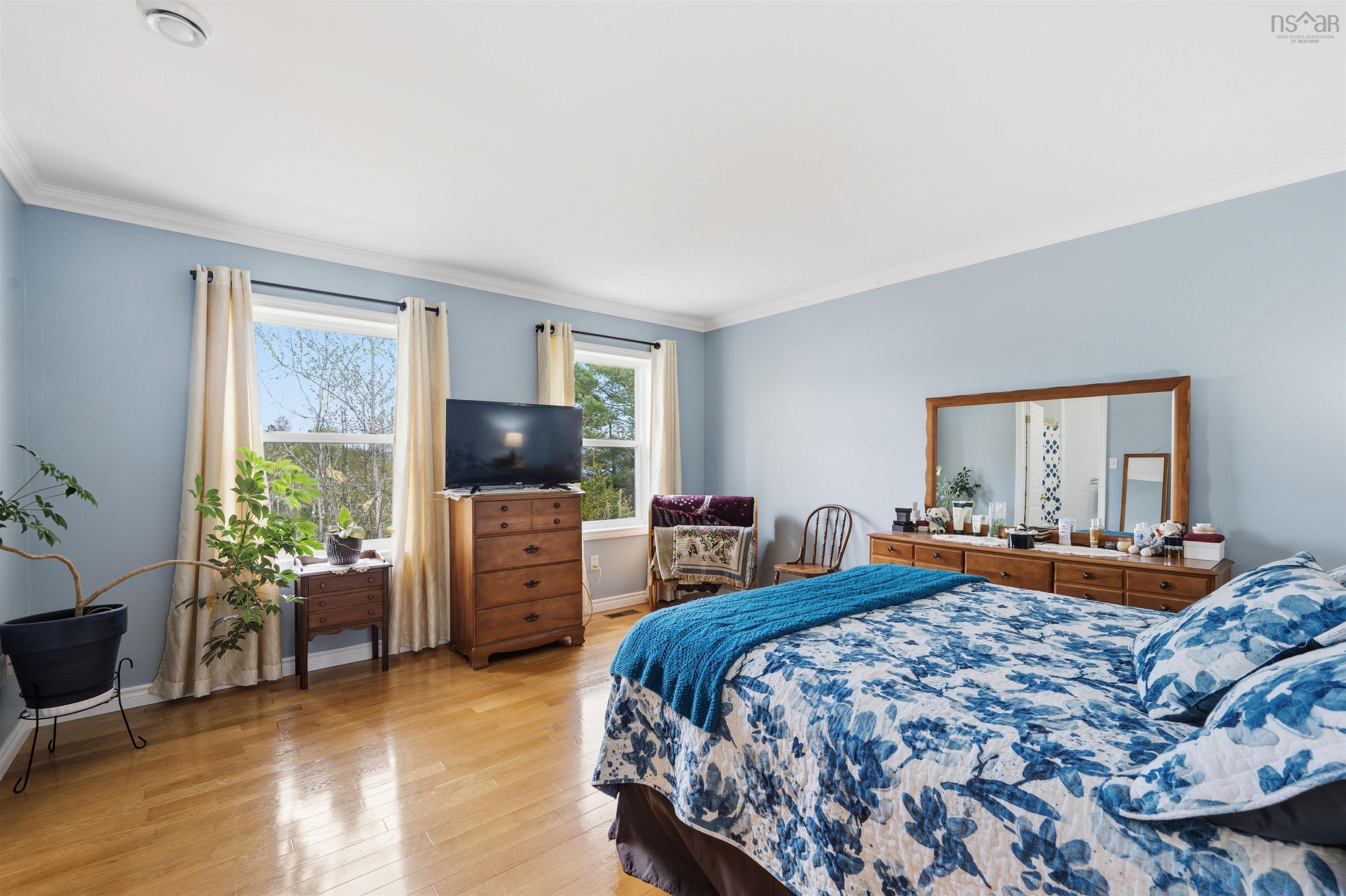 6867 St Margarets Bay Road, Boutiliers Point, NS (MLS 202612205)