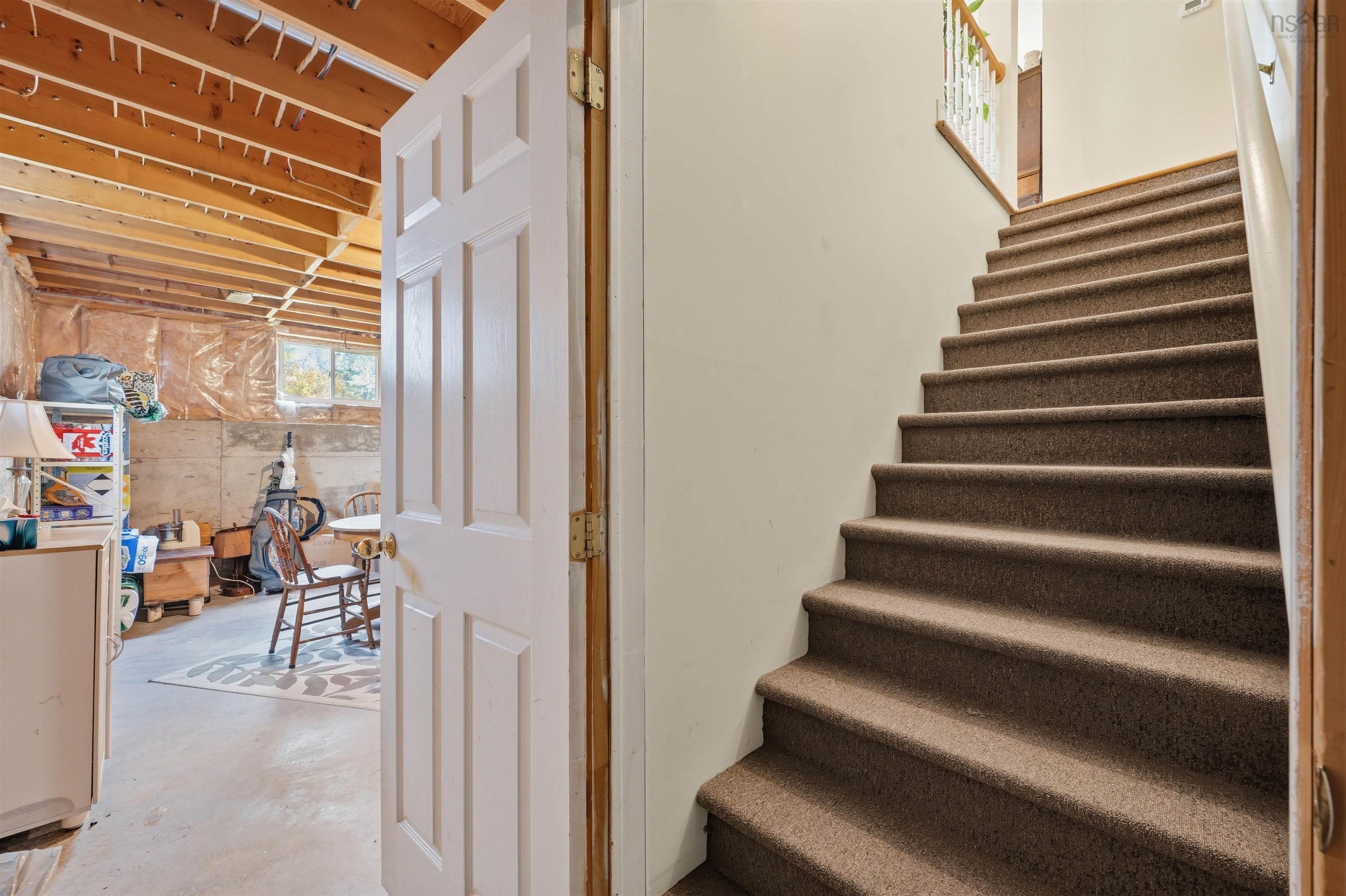 6867 St Margarets Bay Road, Boutiliers Point, NS (MLS 202612205)