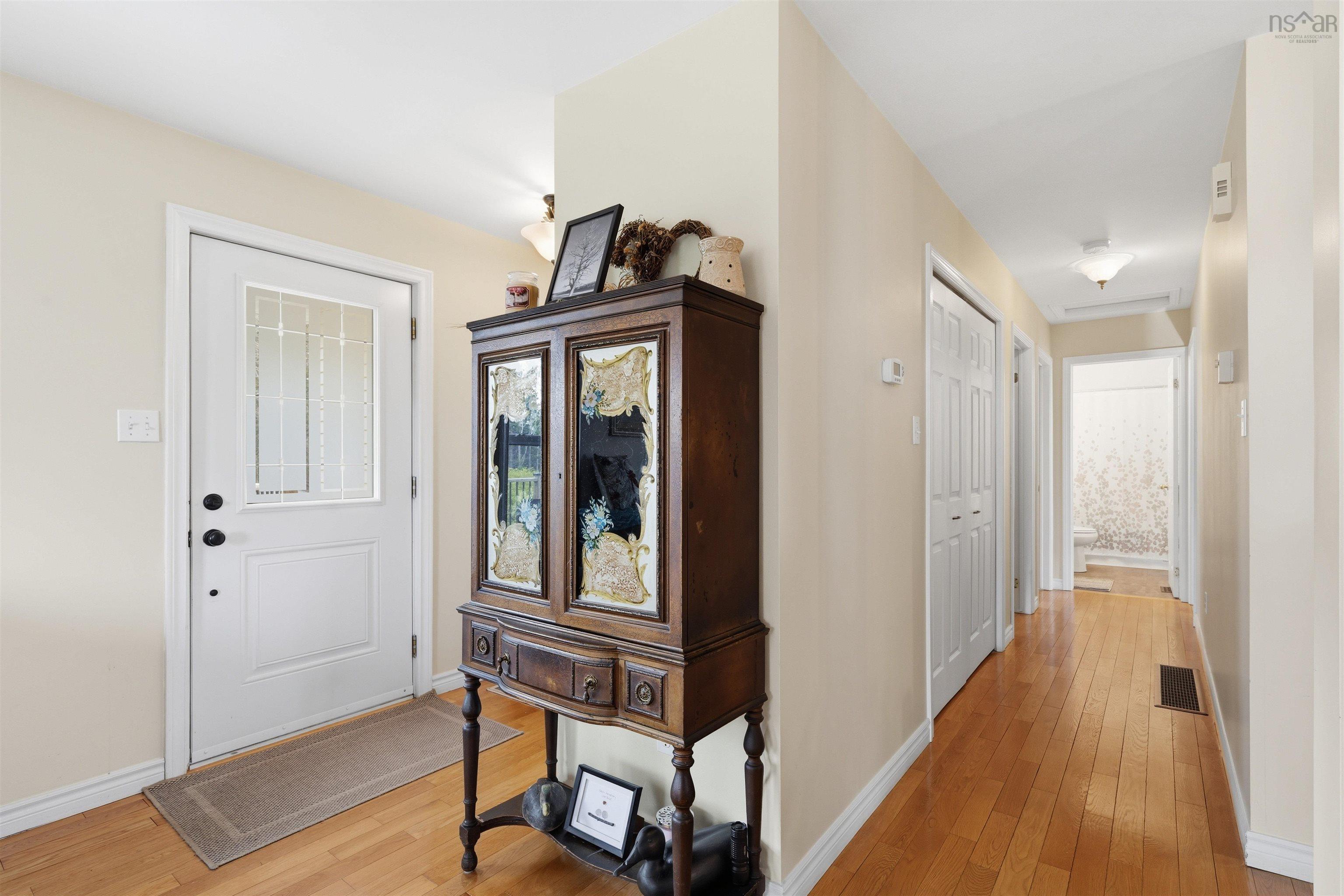 6867 St Margarets Bay Road, Boutiliers Point, NS (MLS 202612205)