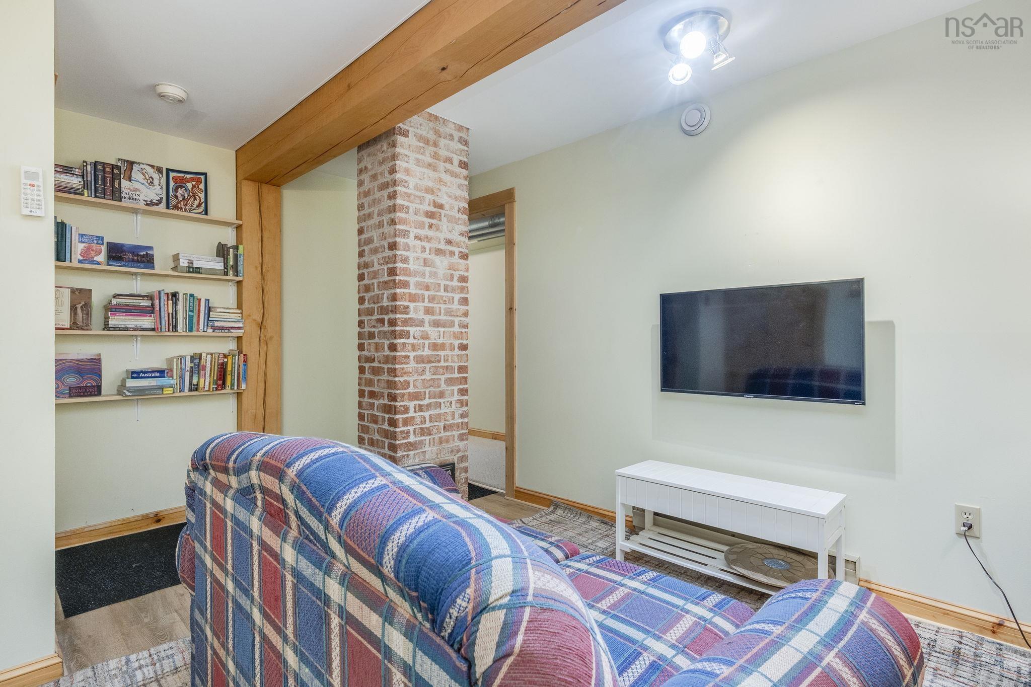 $399,000.00: 2273 Gospel Road, Arlington