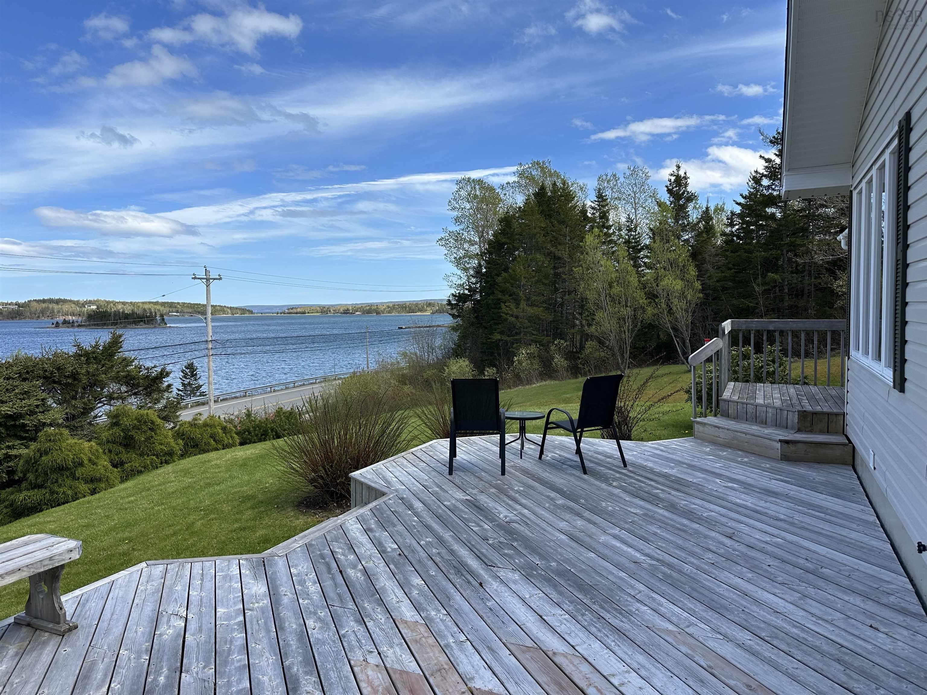 $385,000.00: 10419 16 Highway, Guysborough