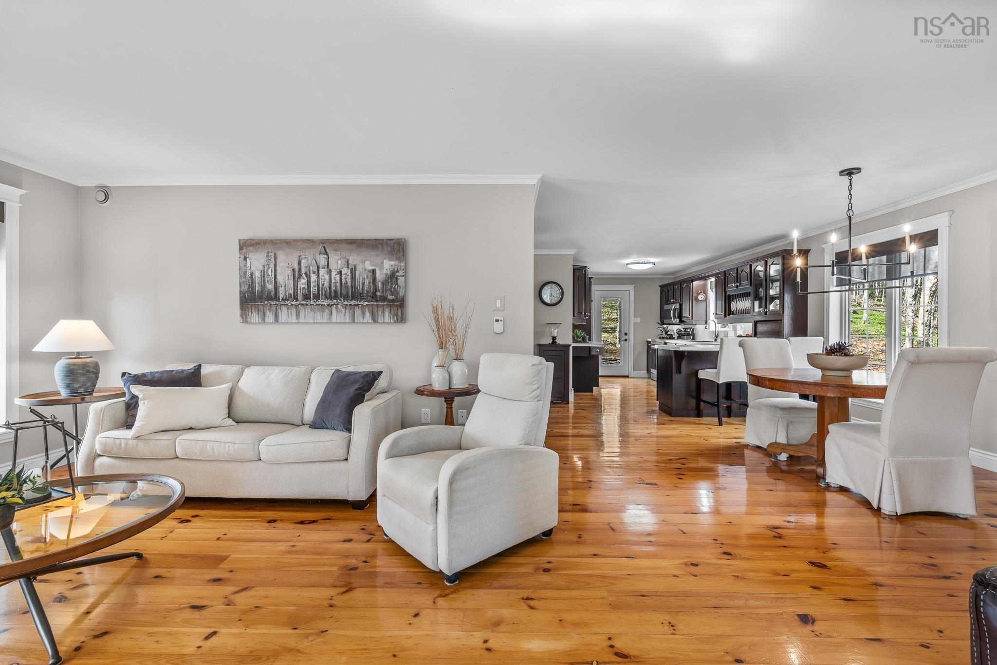 $750,000.00: 50 Duncan Drive Drive, Upper Kemptown