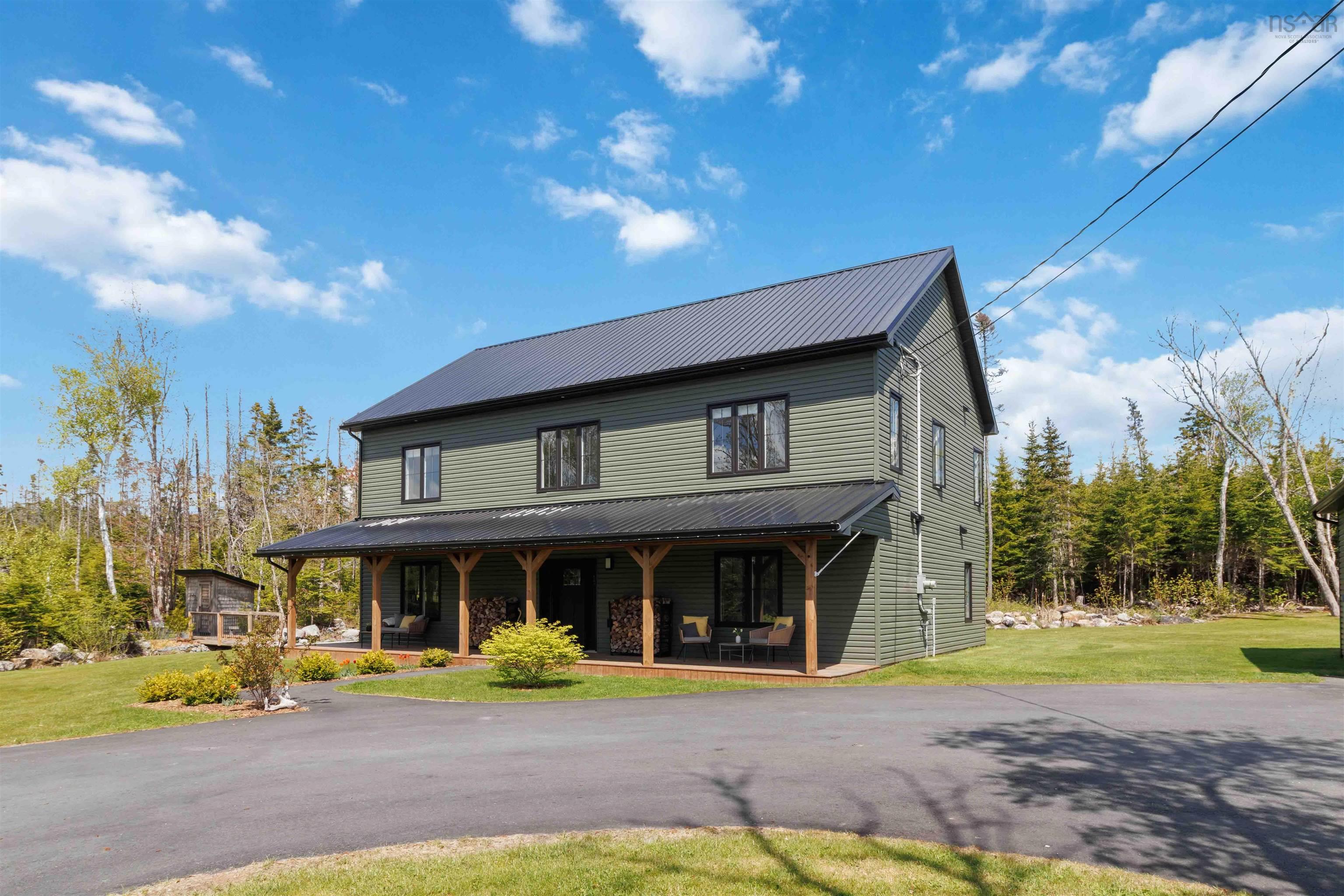 9279 Peggys Cove Road, Hacketts Cove, NS (MLS 202612258)