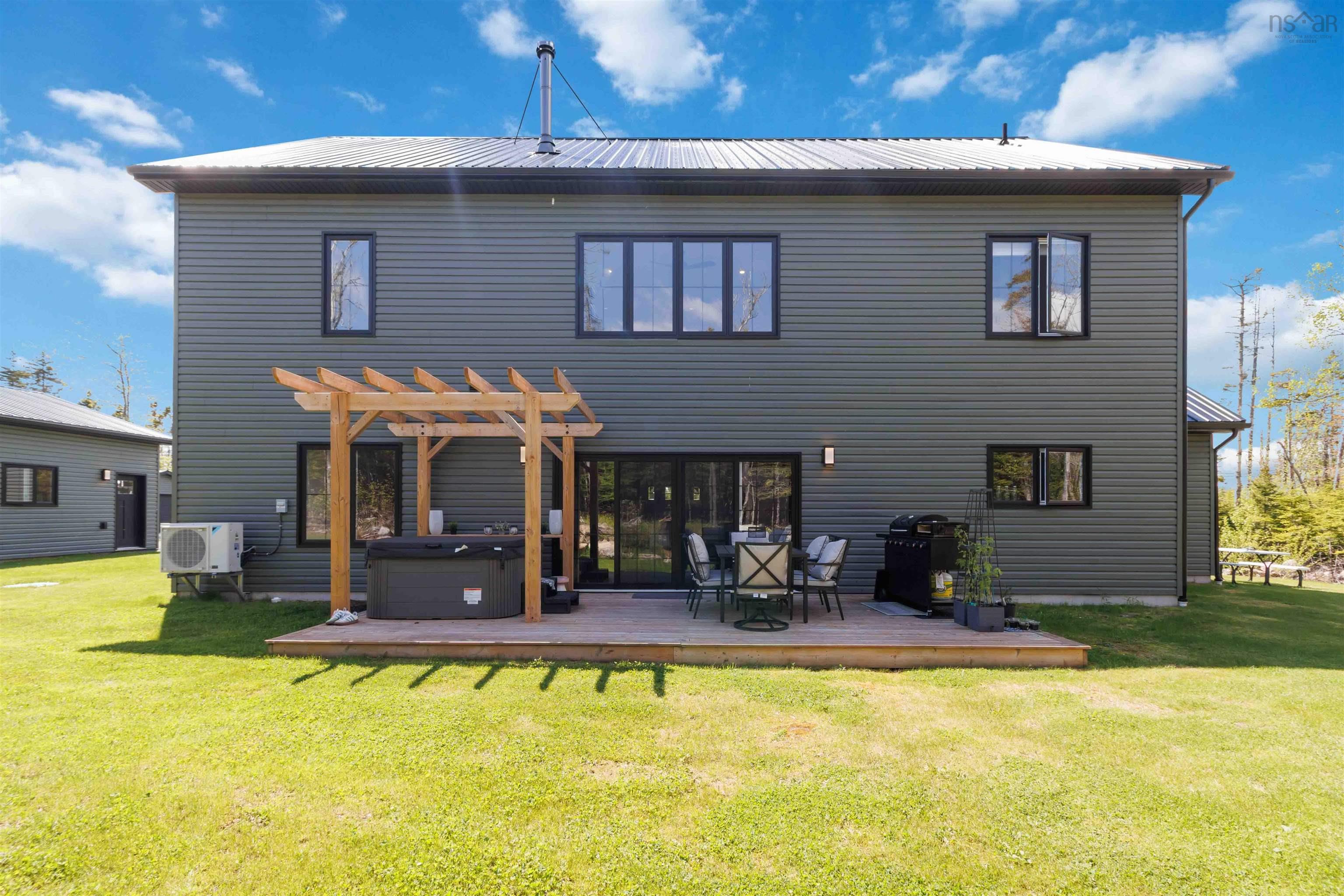 9279 Peggys Cove Road, Hacketts Cove, NS (MLS 202612258)