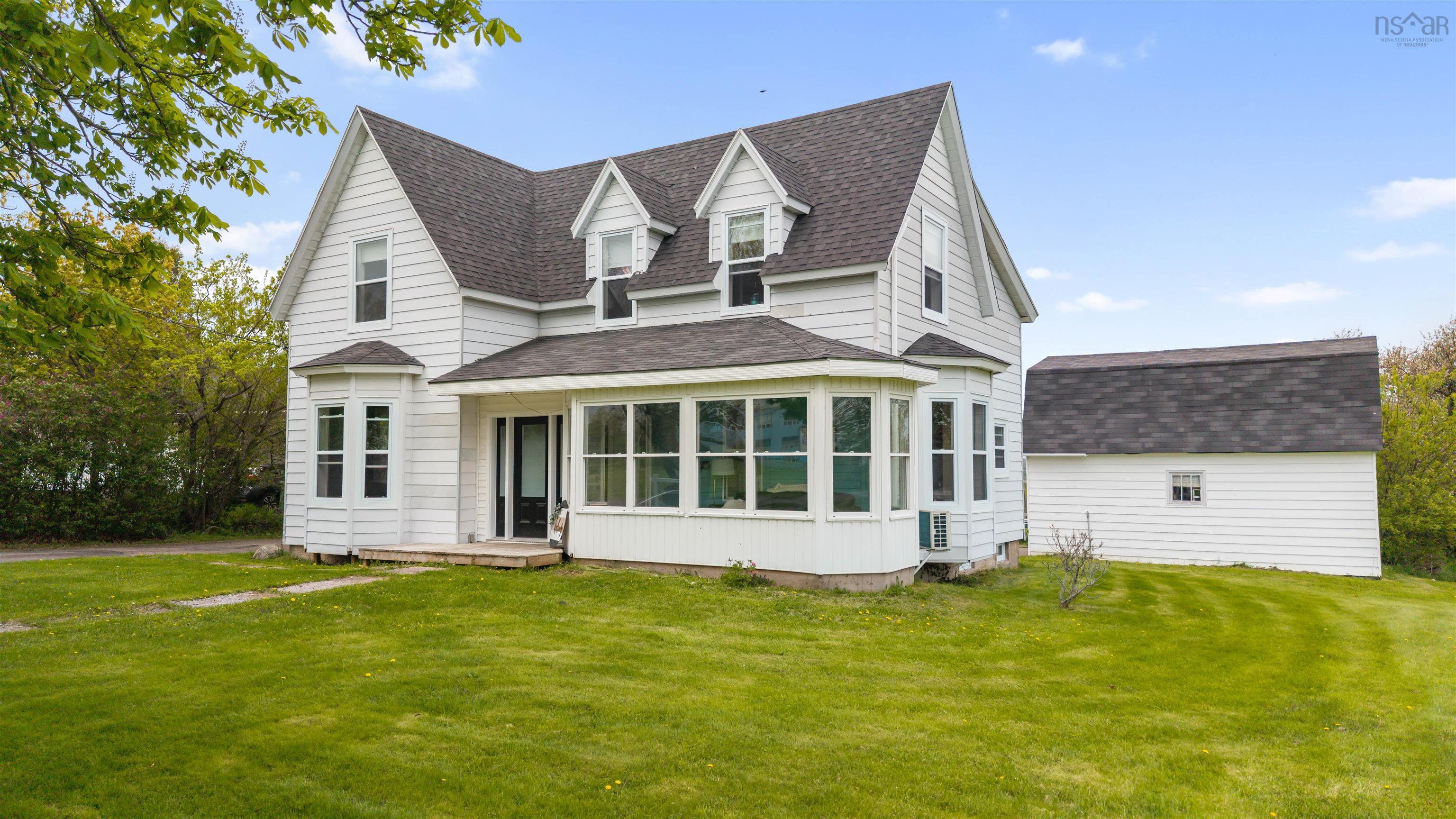 $285,000.00: 2158 South Main Street, Westville