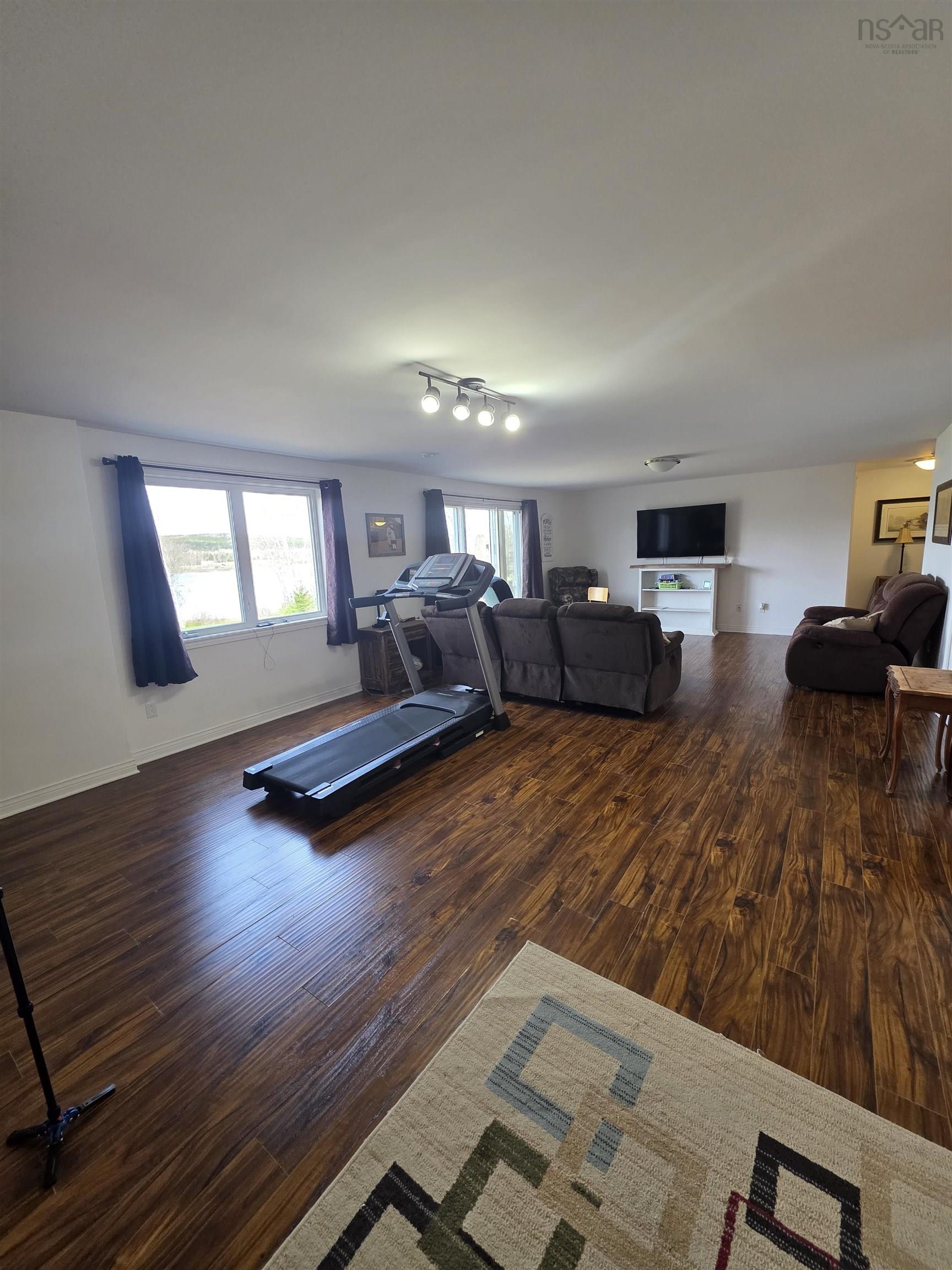 $799,000.00: 448 Grand Mira South Rd Road, Juniper Mountain