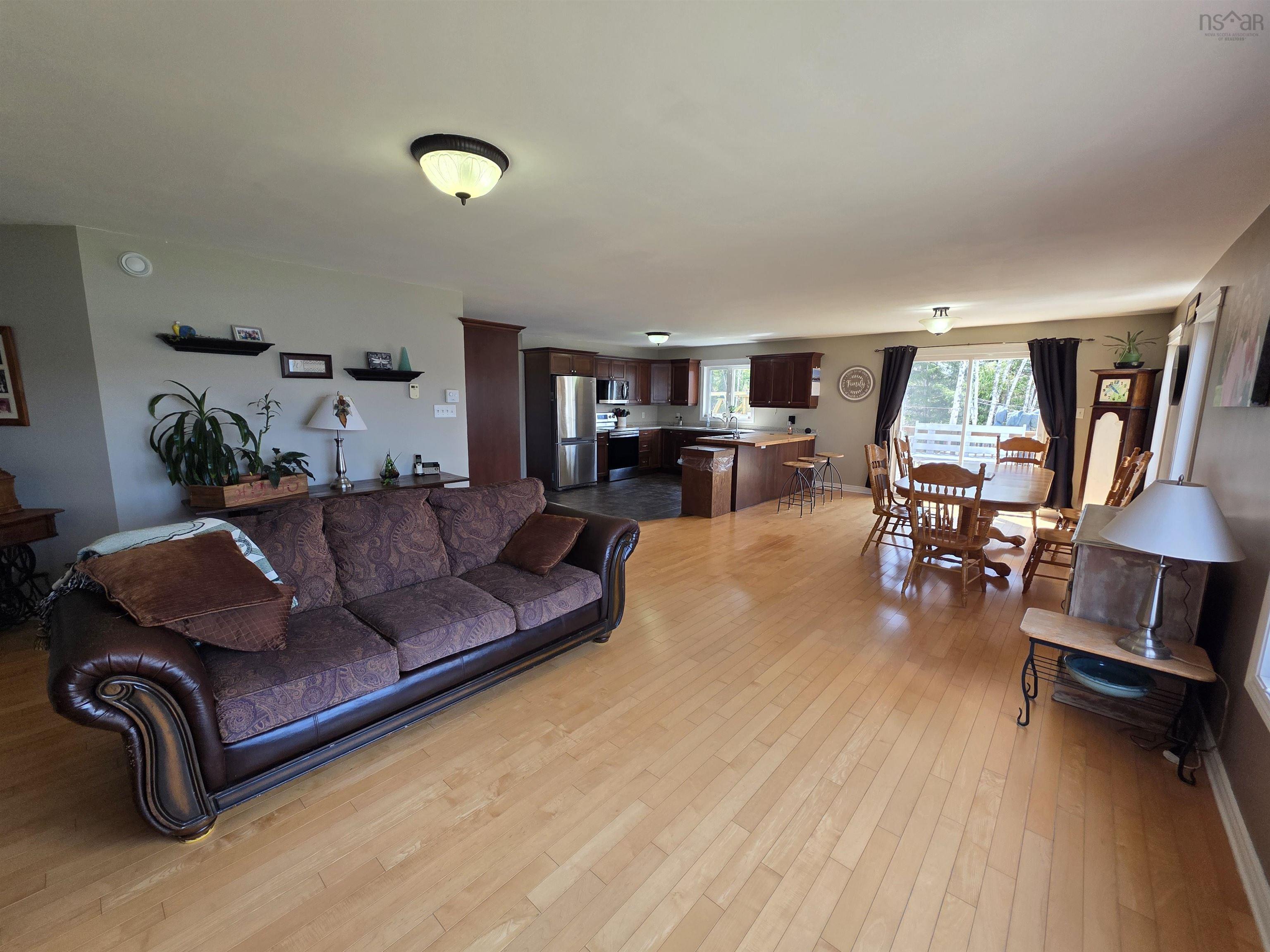 $799,000.00: 448 Grand Mira South Rd Road, Juniper Mountain