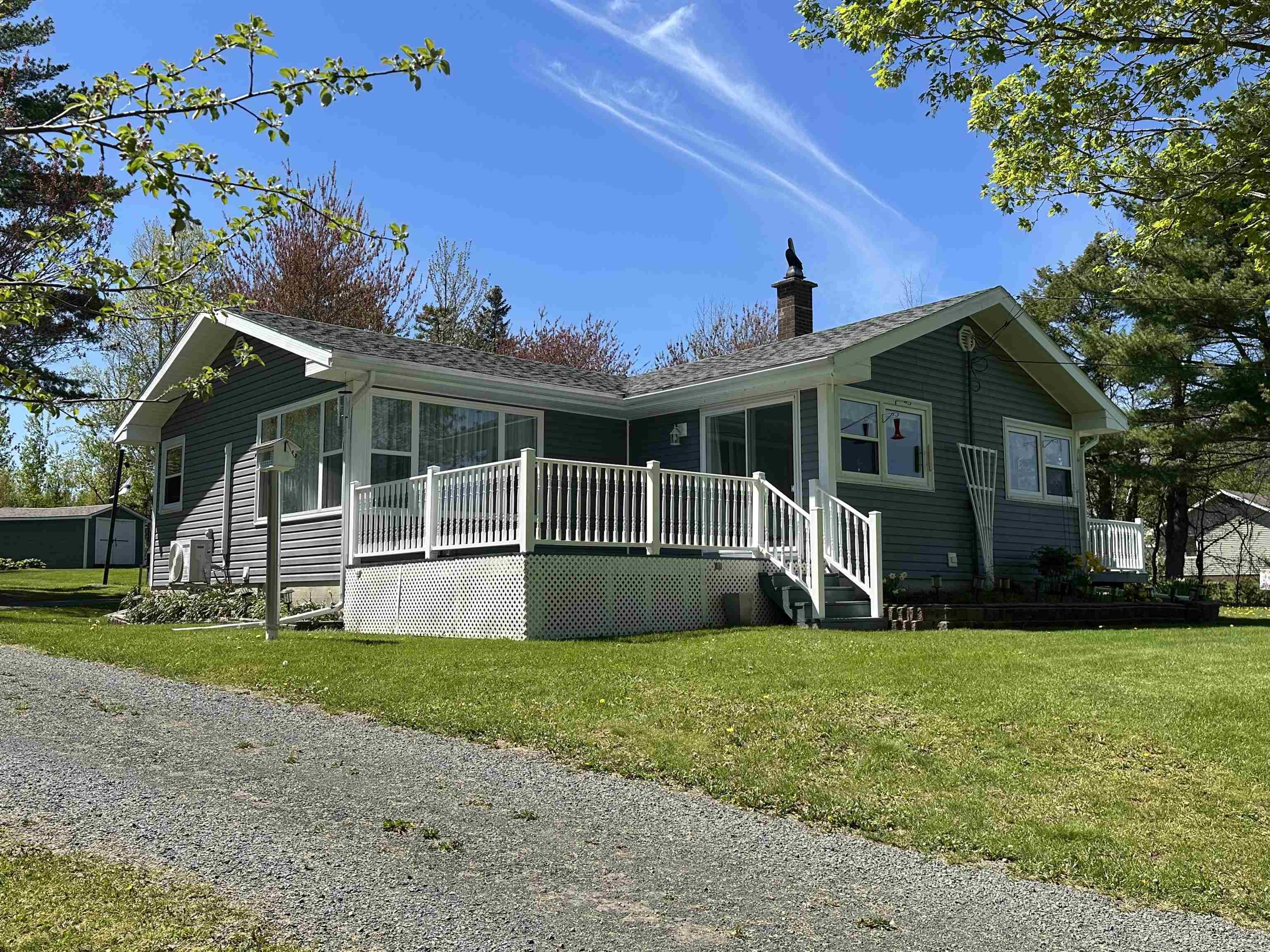 $439,000.00: 4139 East River East Side Road, Plymouth