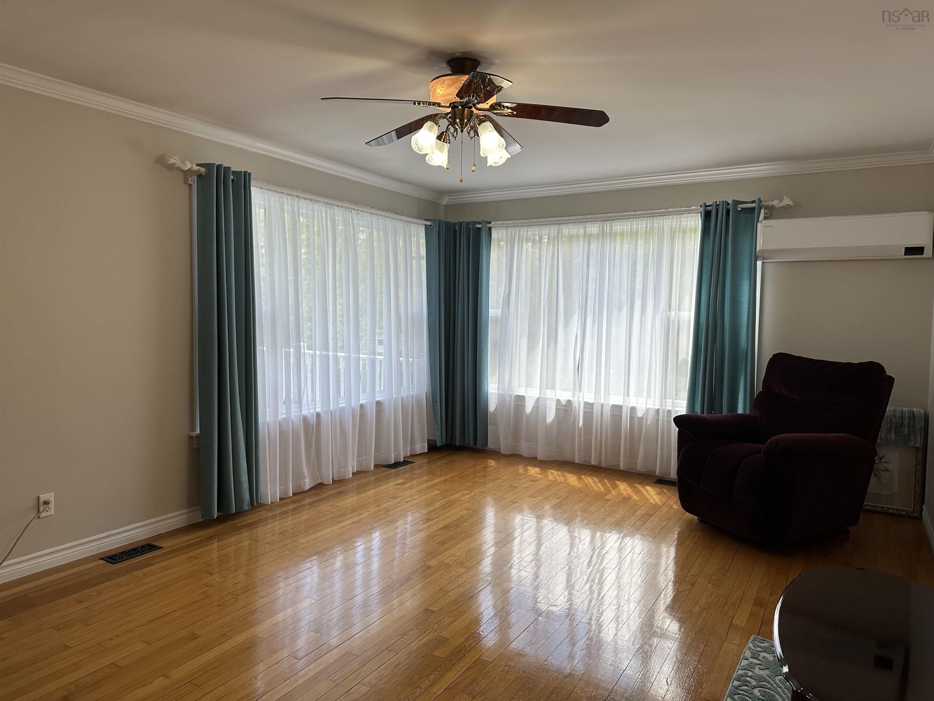 $439,000.00: 4139 East River East Side Road, Plymouth