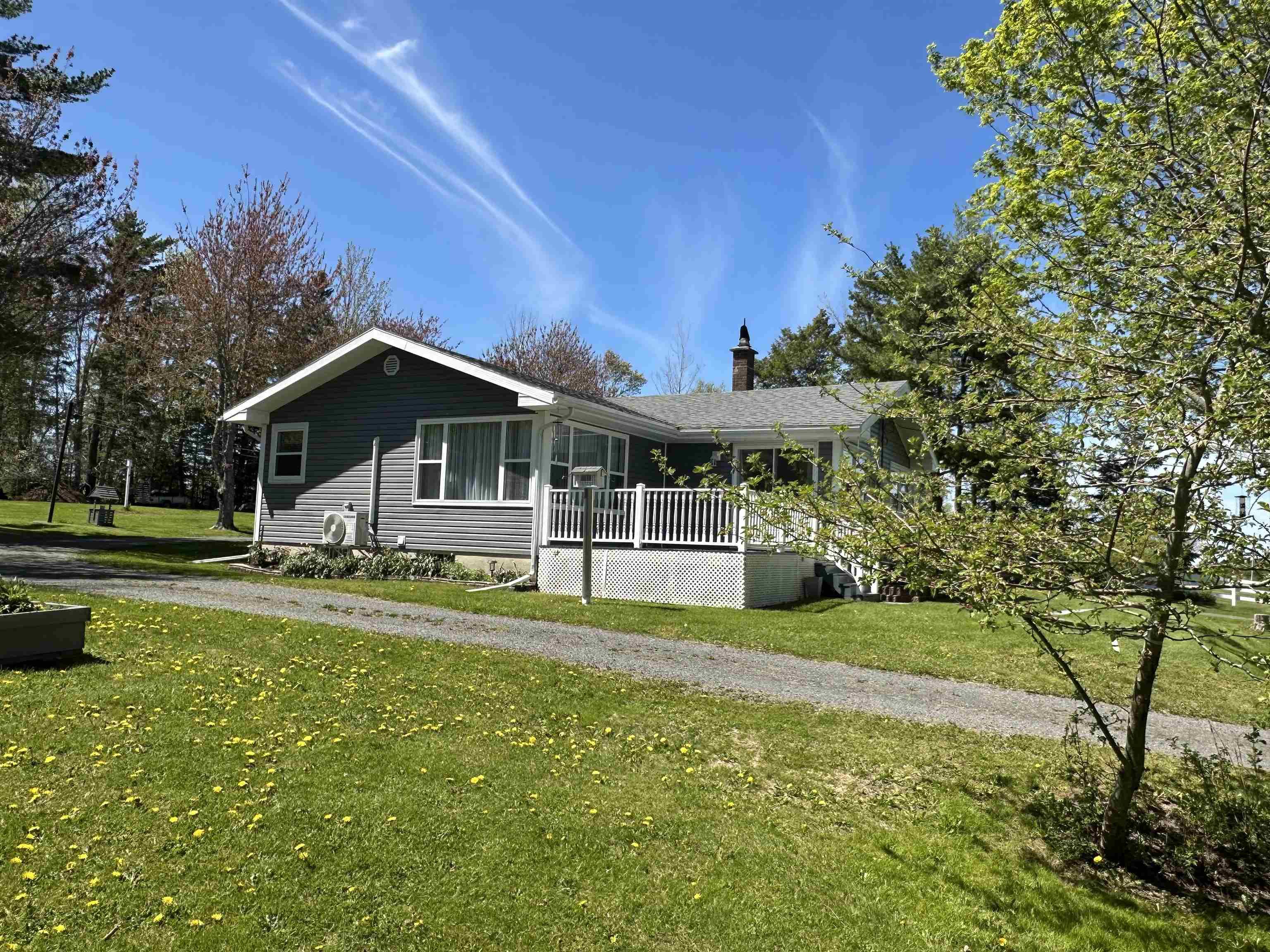 $439,000.00: 4139 East River East Side Road, Plymouth