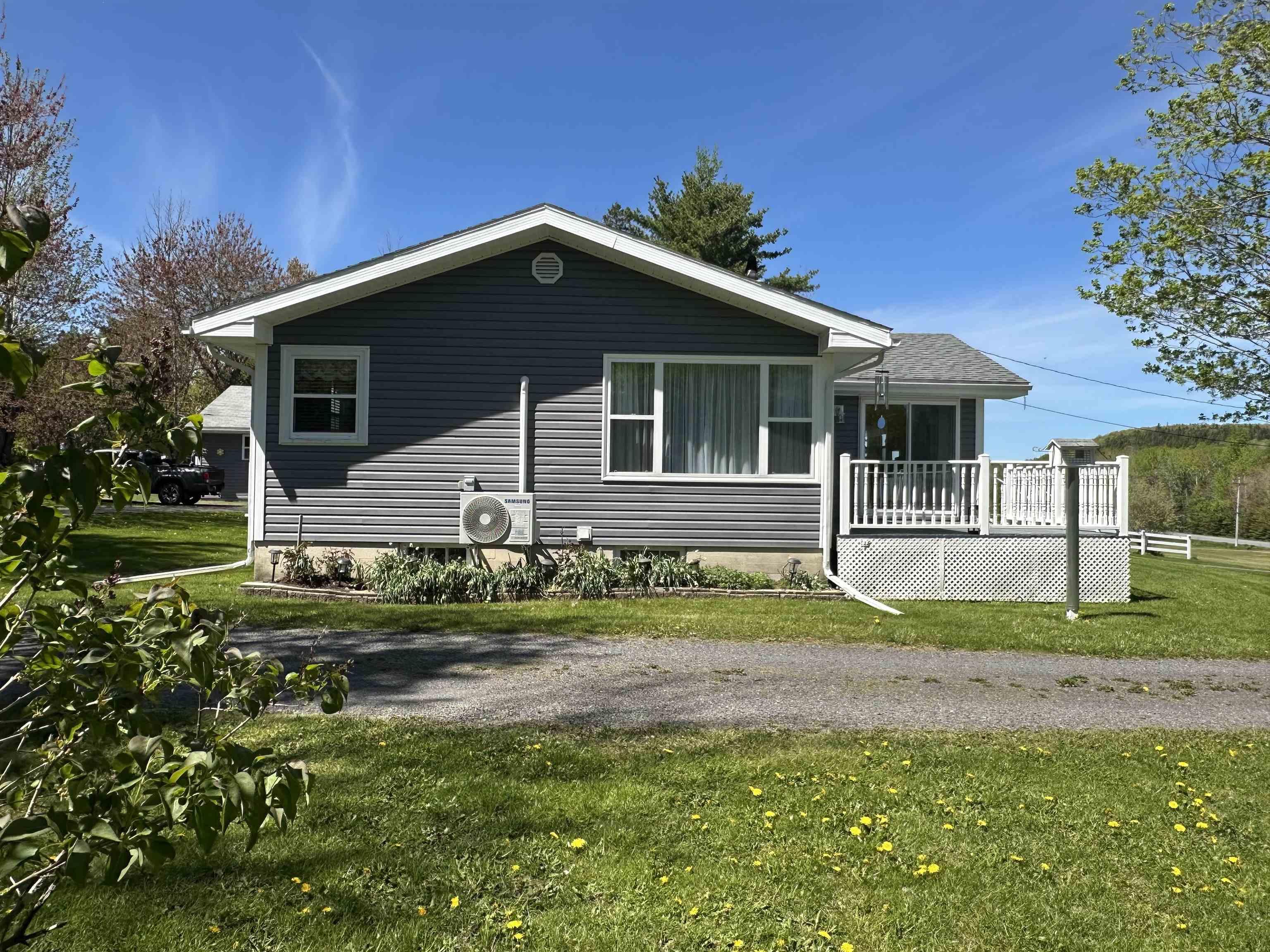 $439,000.00: 4139 East River East Side Road, Plymouth