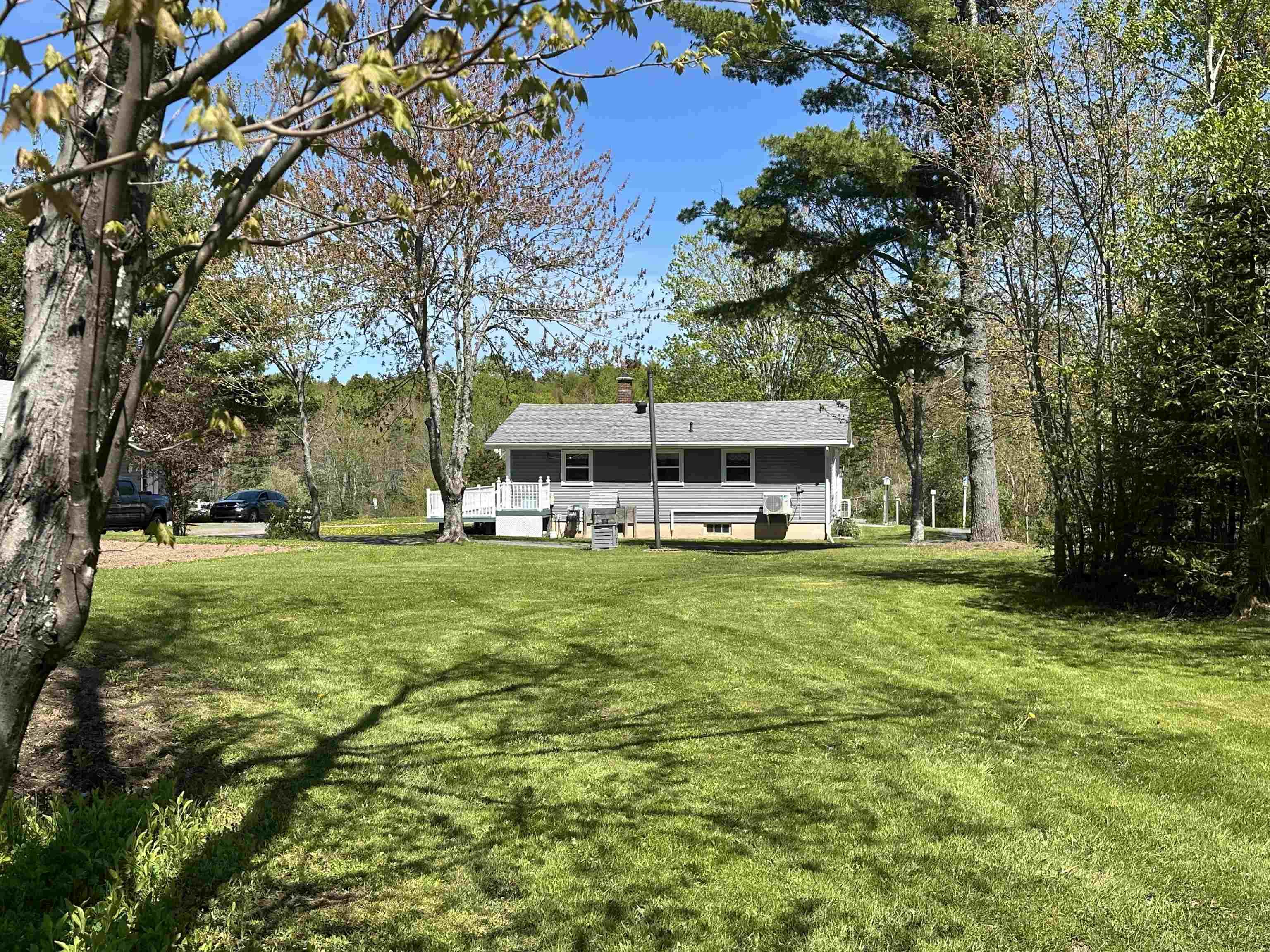 $439,000.00: 4139 East River East Side Road, Plymouth