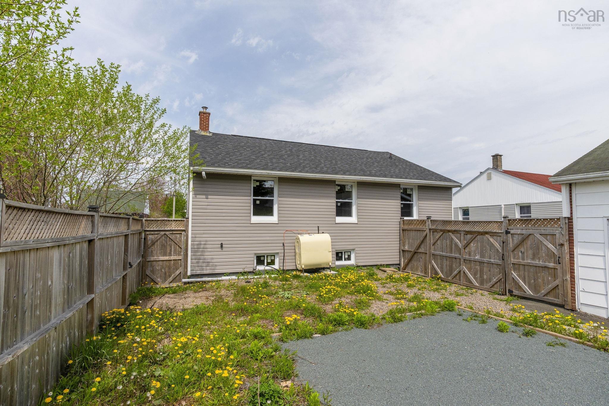 5 Birchfield Crescent, Halifax, NS (MLS 202612271)