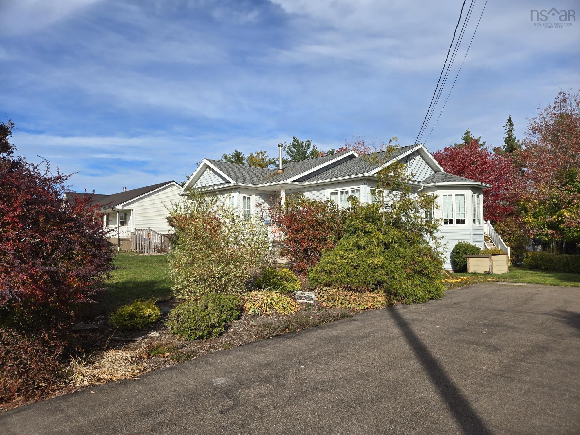 $462,500.00: 40 Silverwood Dr., Valley