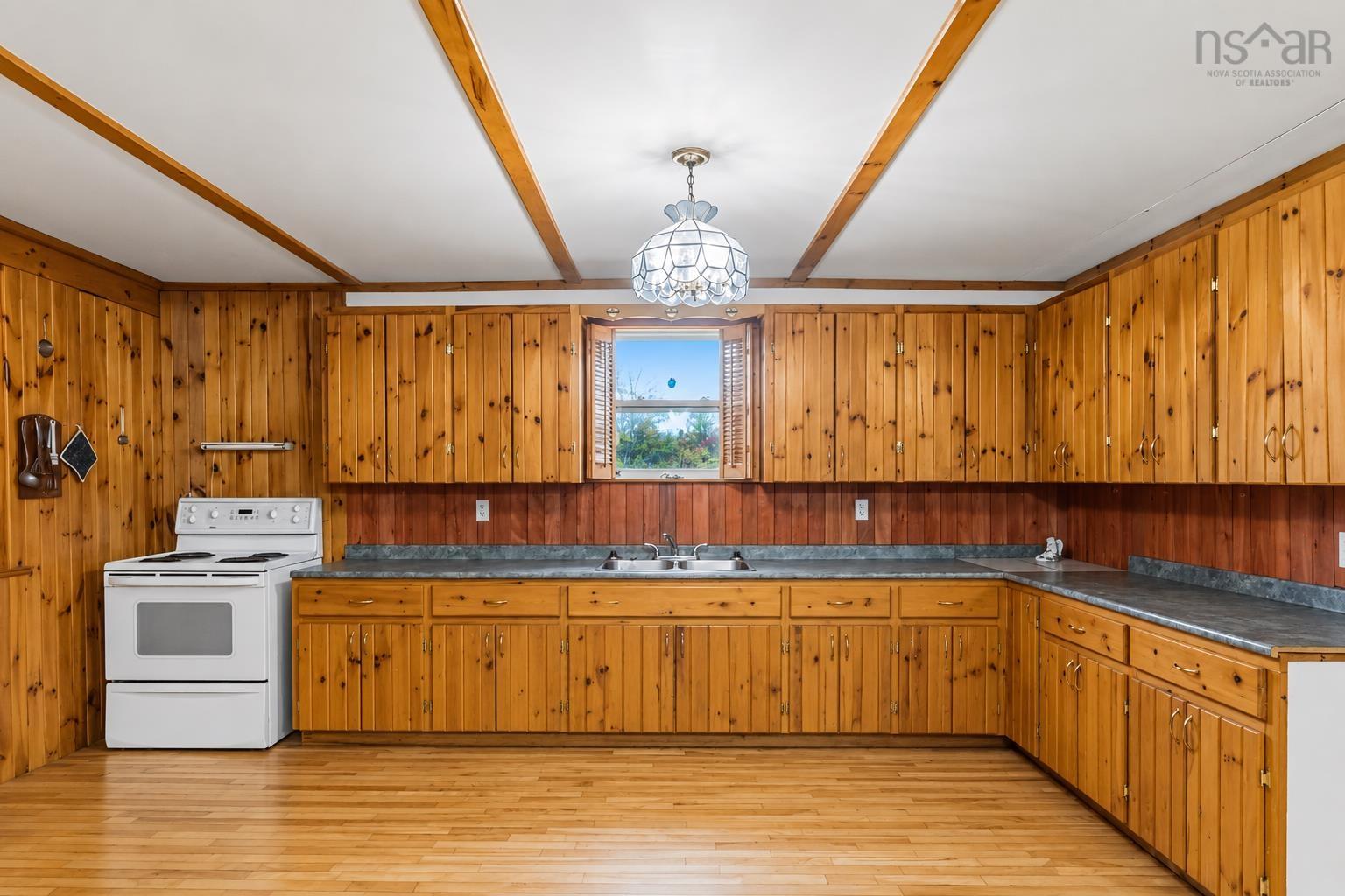 $349,900.00: 4272 Thorne Road, West Dalhousie