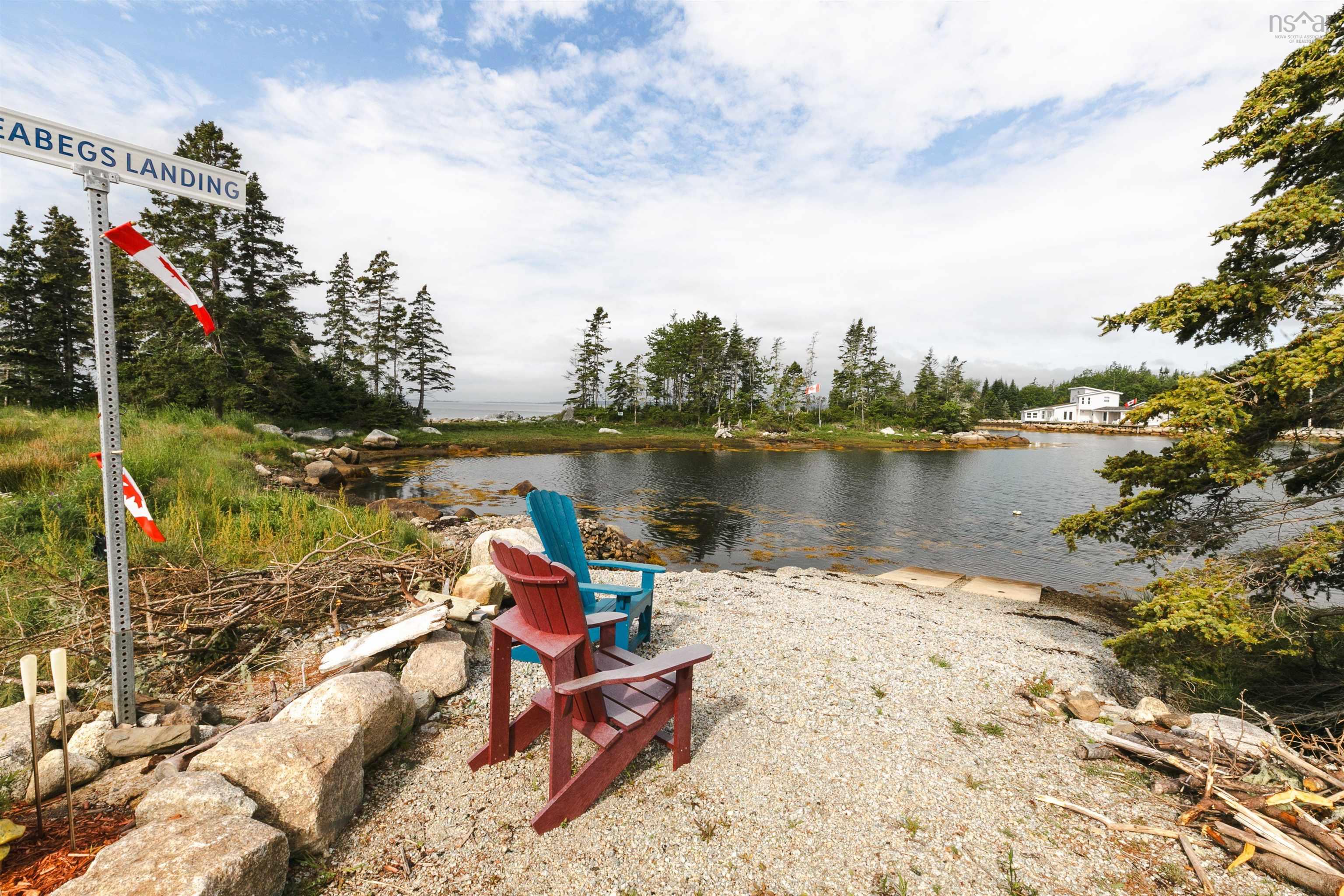 $499,000.00: 7187 Highway 329 Highway, East River