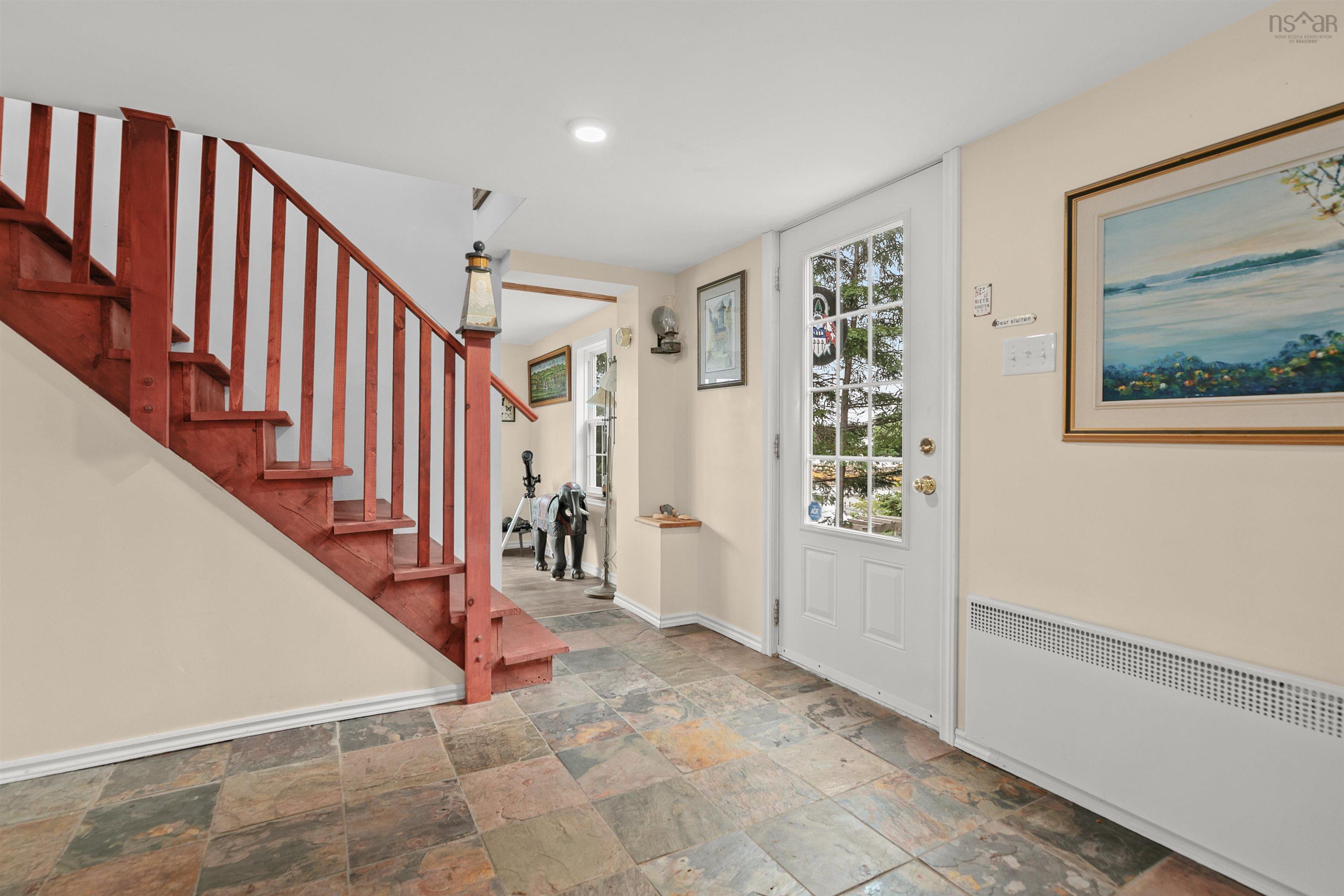$499,000.00: 7187 Highway 329 Highway, East River