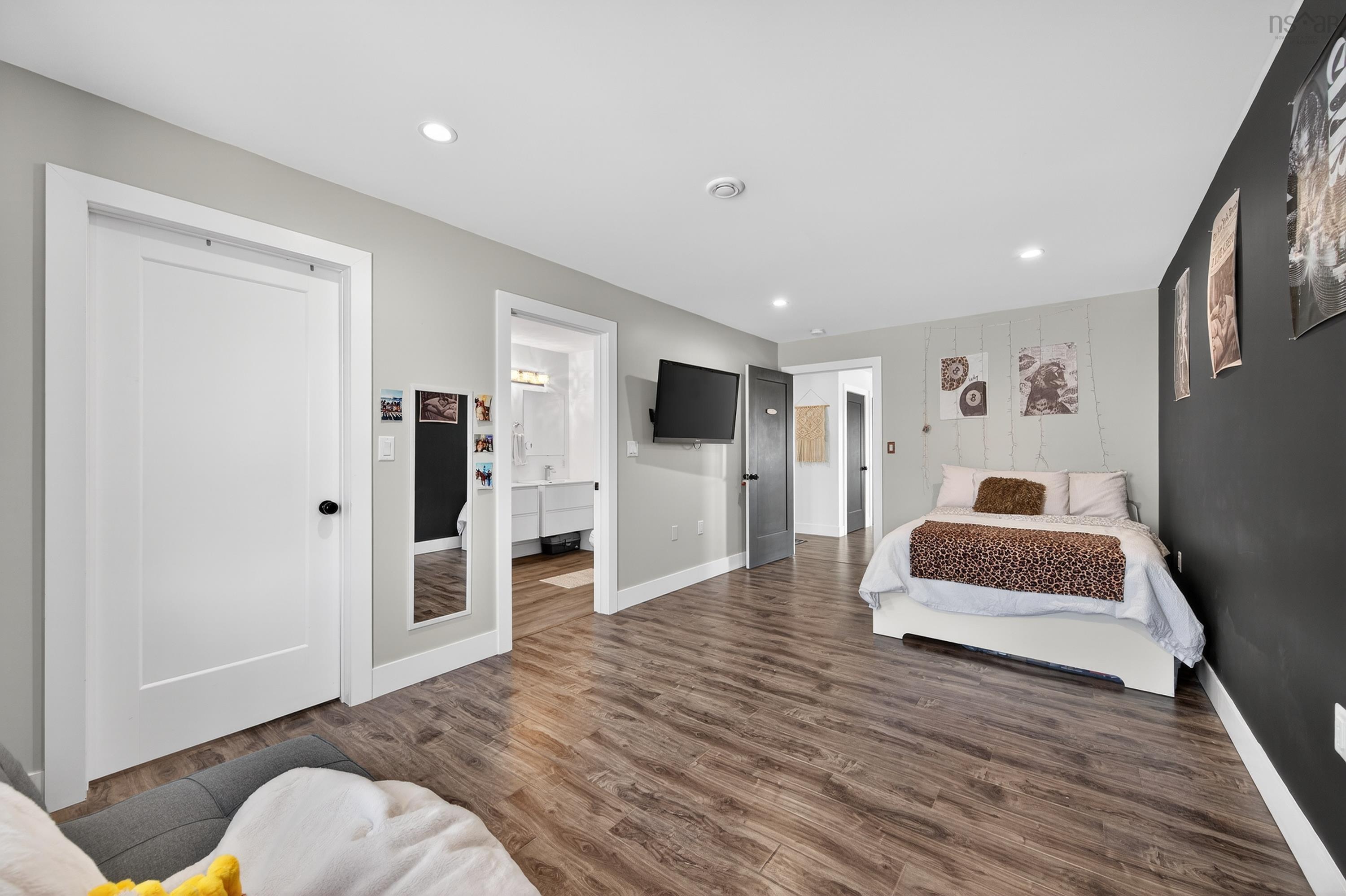 $815,888.00: 940 Hills Road, Albert Bridge