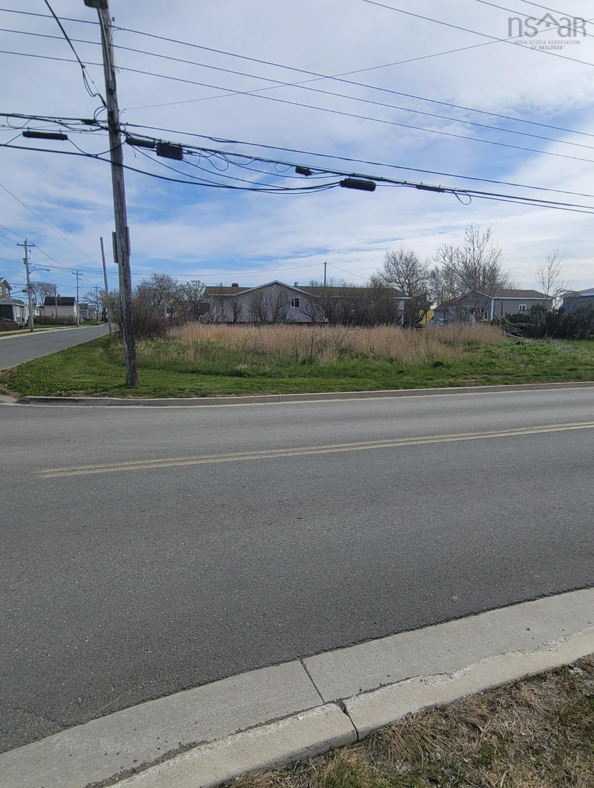 $24,900.00: 63 Connaught Avenue, Glace Bay