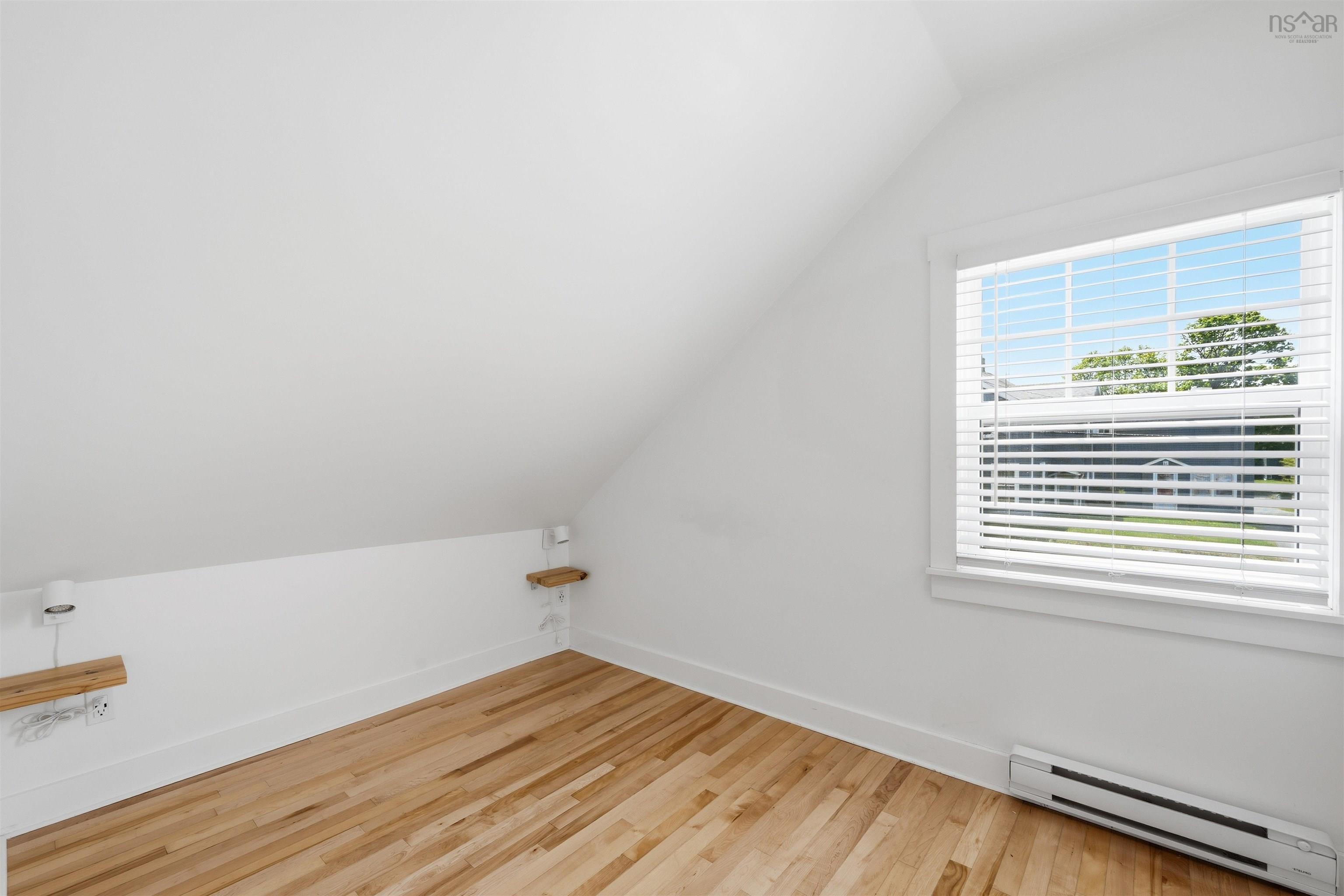 $889,900.00: 47 North Street, Dartmouth
