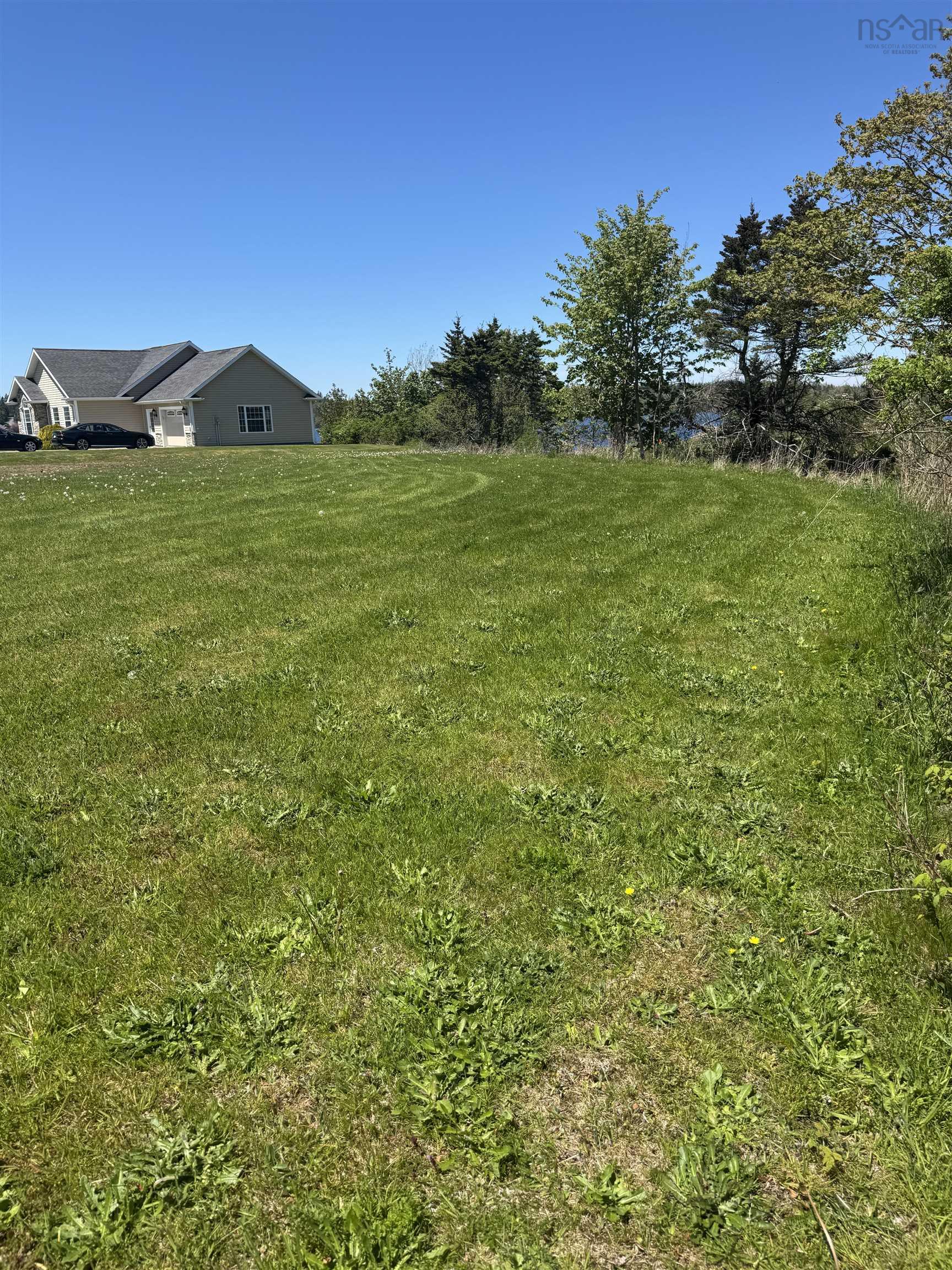 $35,900.00: Highway 1, Hebron