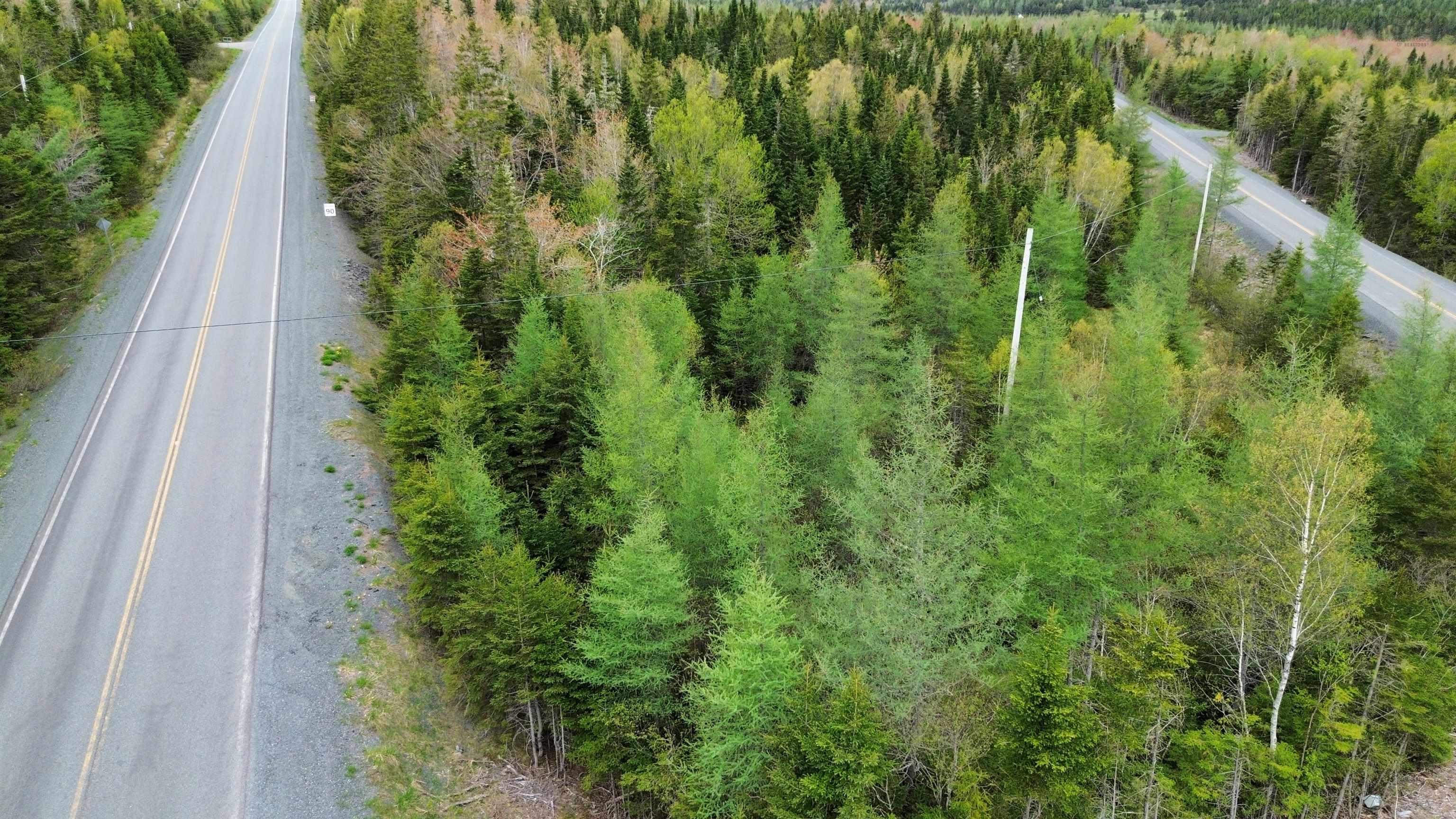 $49,900.00: Sherbrooke Road, Moose River