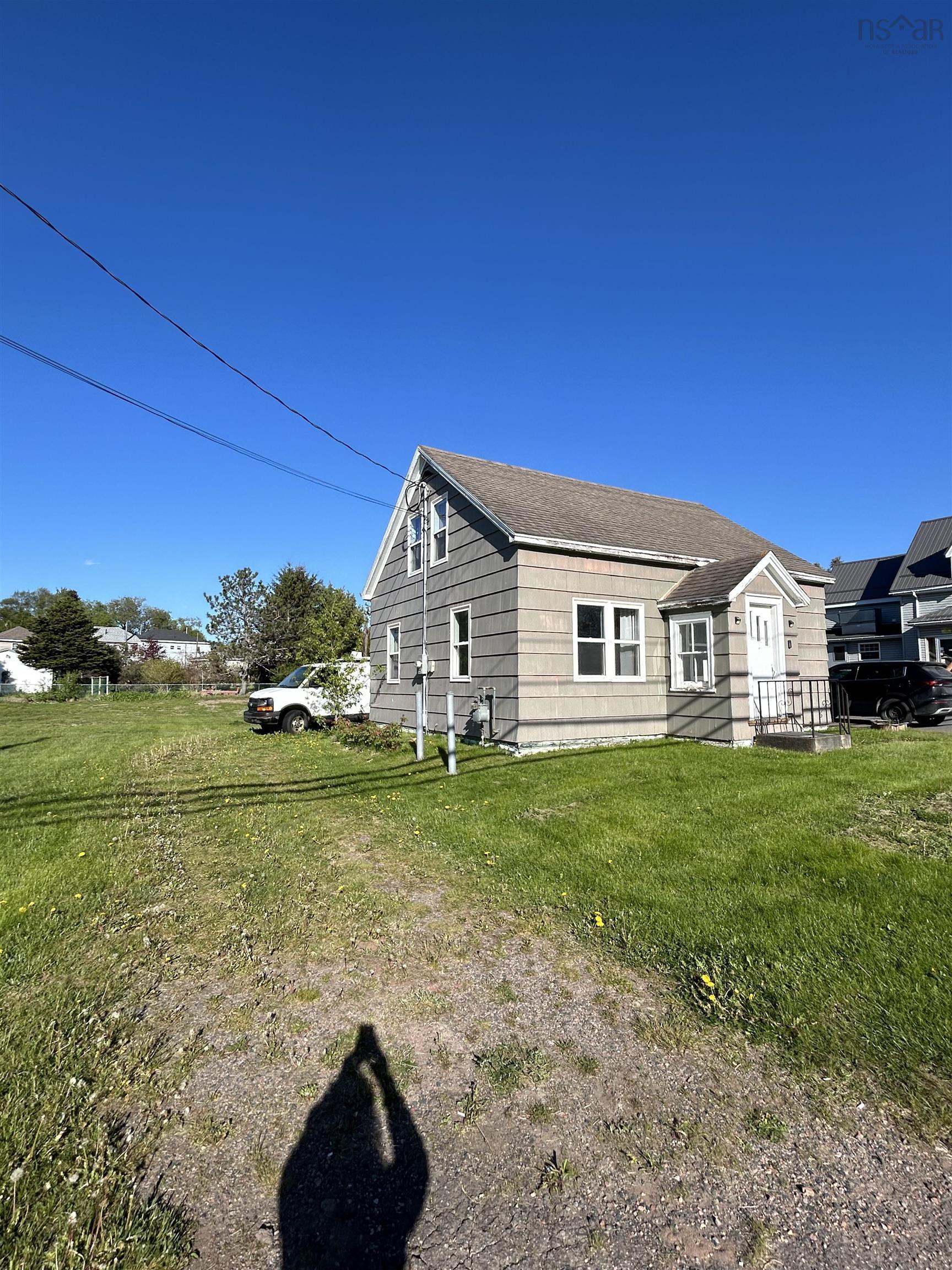 $249,000.00: 24 South Albion Street, Amherst