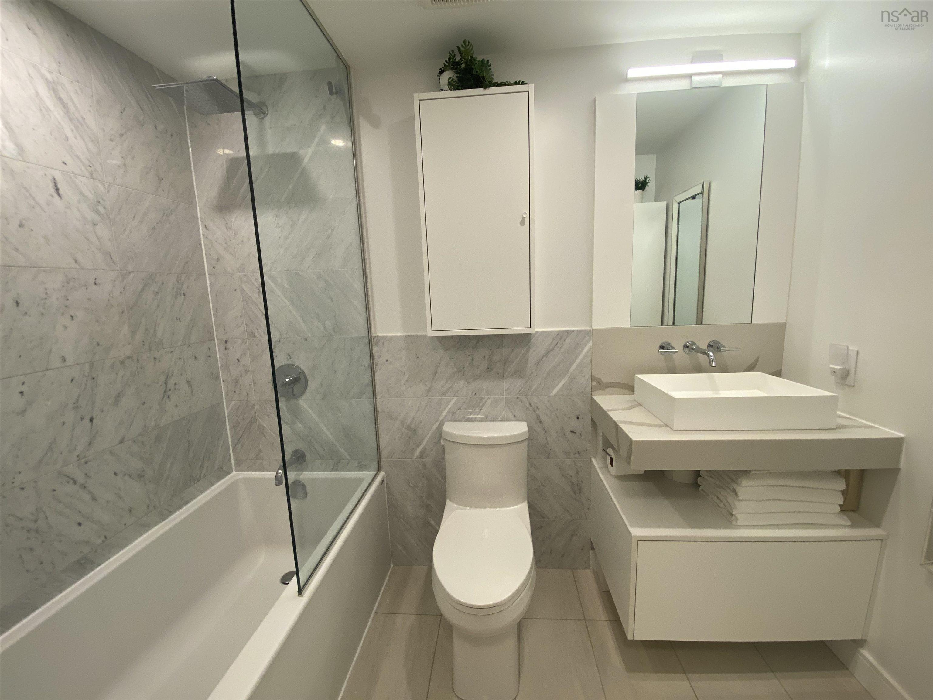 $699,900.00: 1407 1650 Granville Street, Halifax
