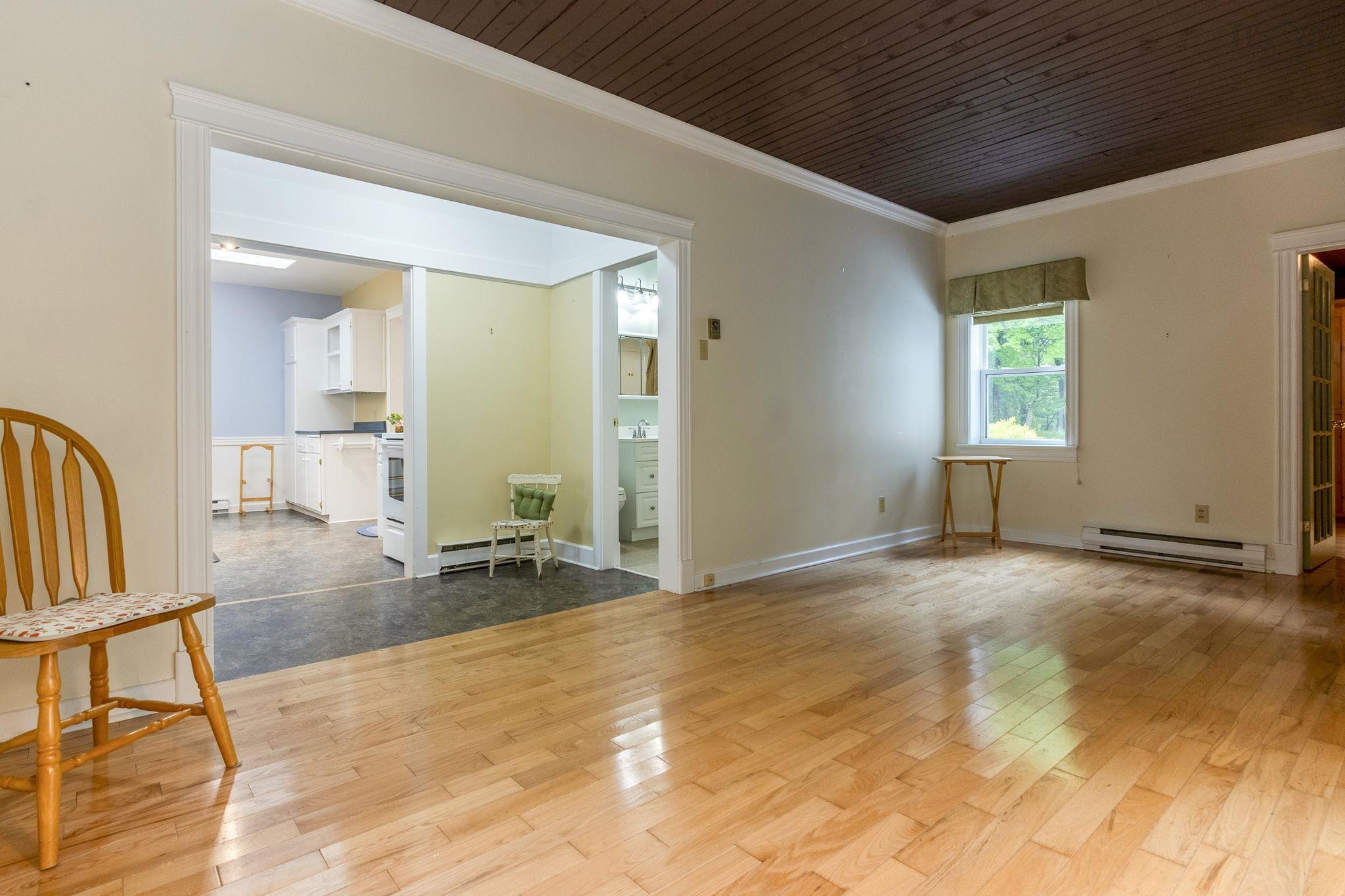 $300,000.00: 1140 Maple Avenue, Aylesford