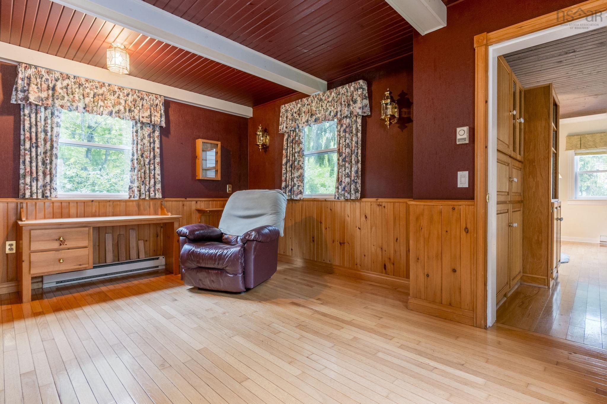 $300,000.00: 1140 Maple Avenue, Aylesford