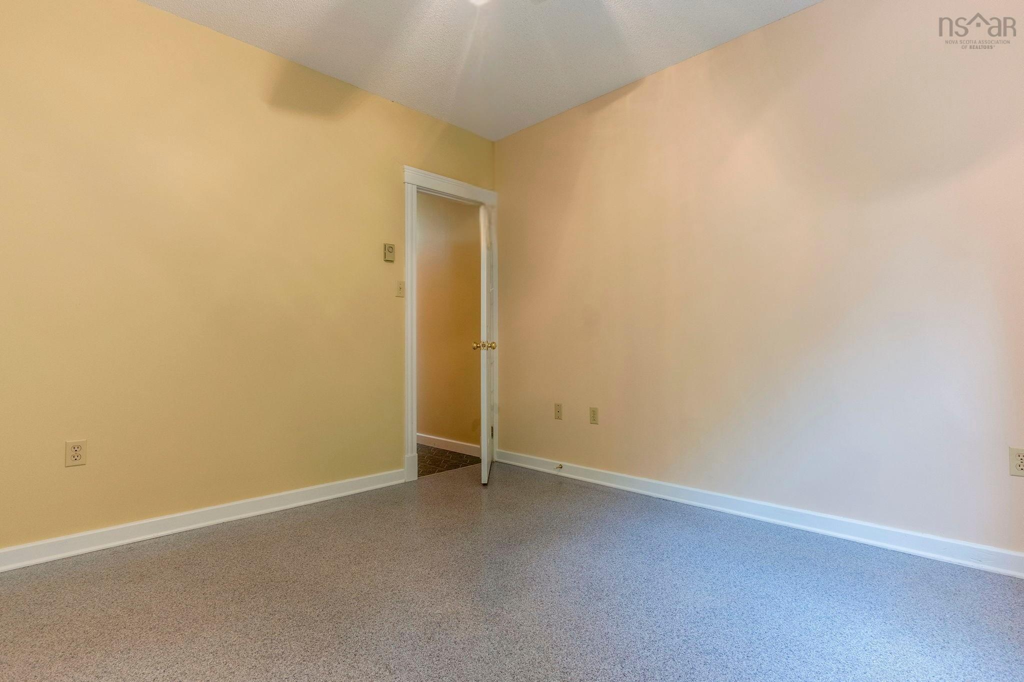 $300,000.00: 1140 Maple Avenue, Aylesford