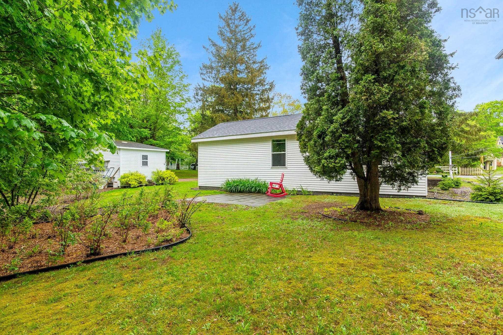 $300,000.00: 1140 Maple Avenue, Aylesford